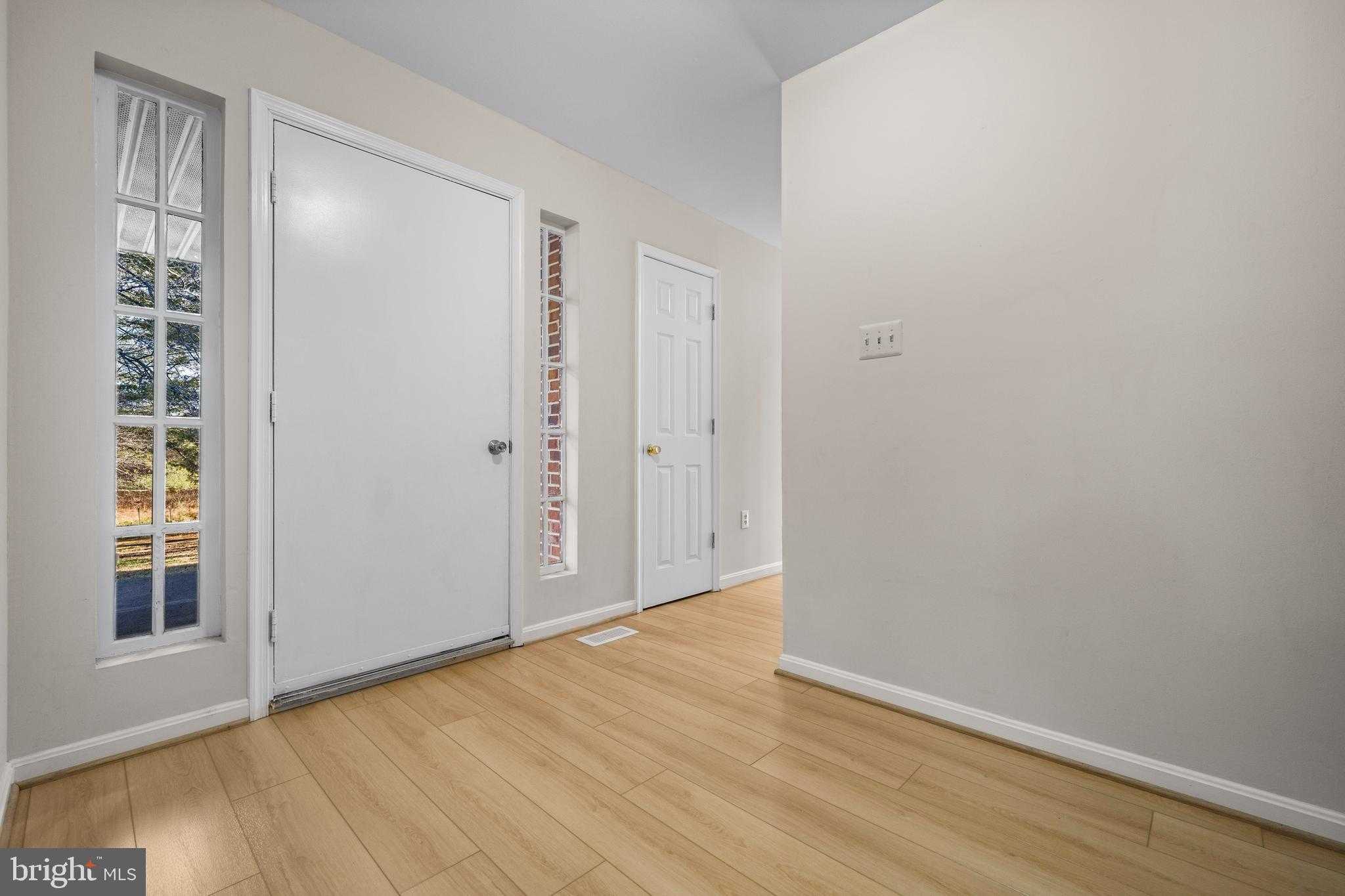 14428 Lee Hwy photo 5