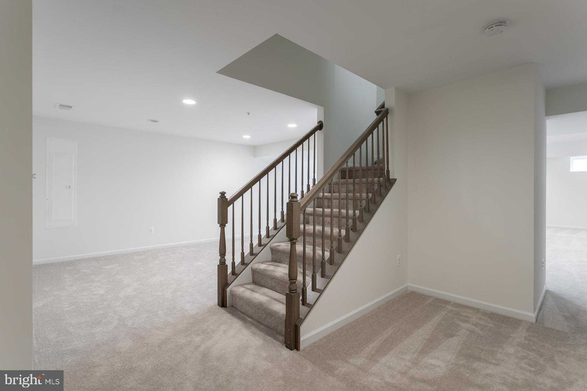 Marquee Farm Rd photo 19