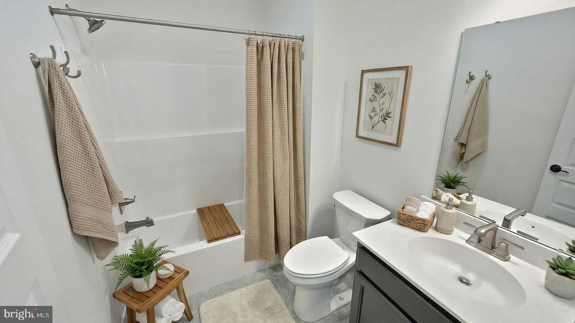 475 Pinnacle Ridge Dr photo 16