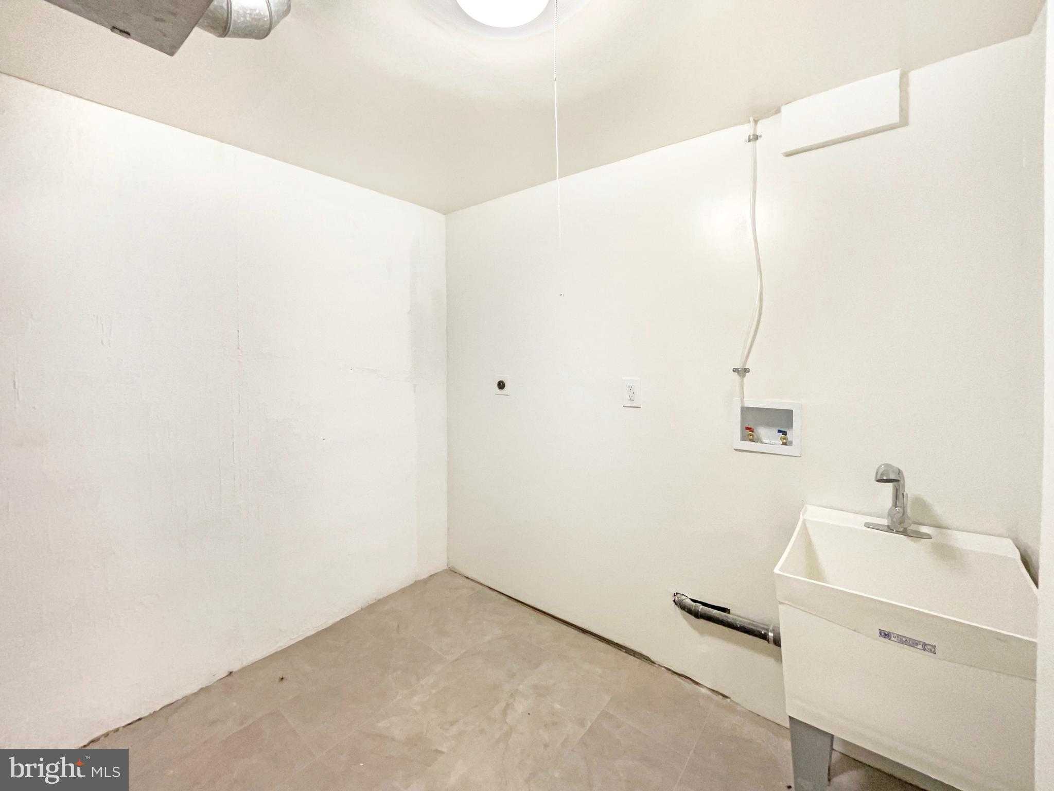 10103 Meredith Ave photo 14