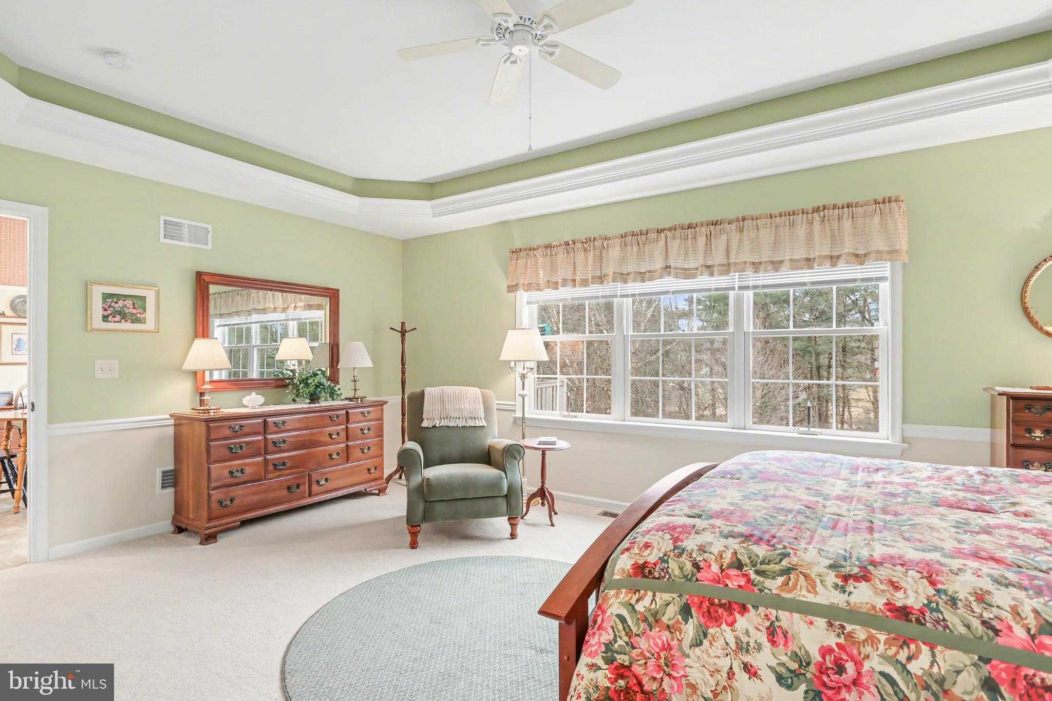 905 Walnut Crest Dr photo 21