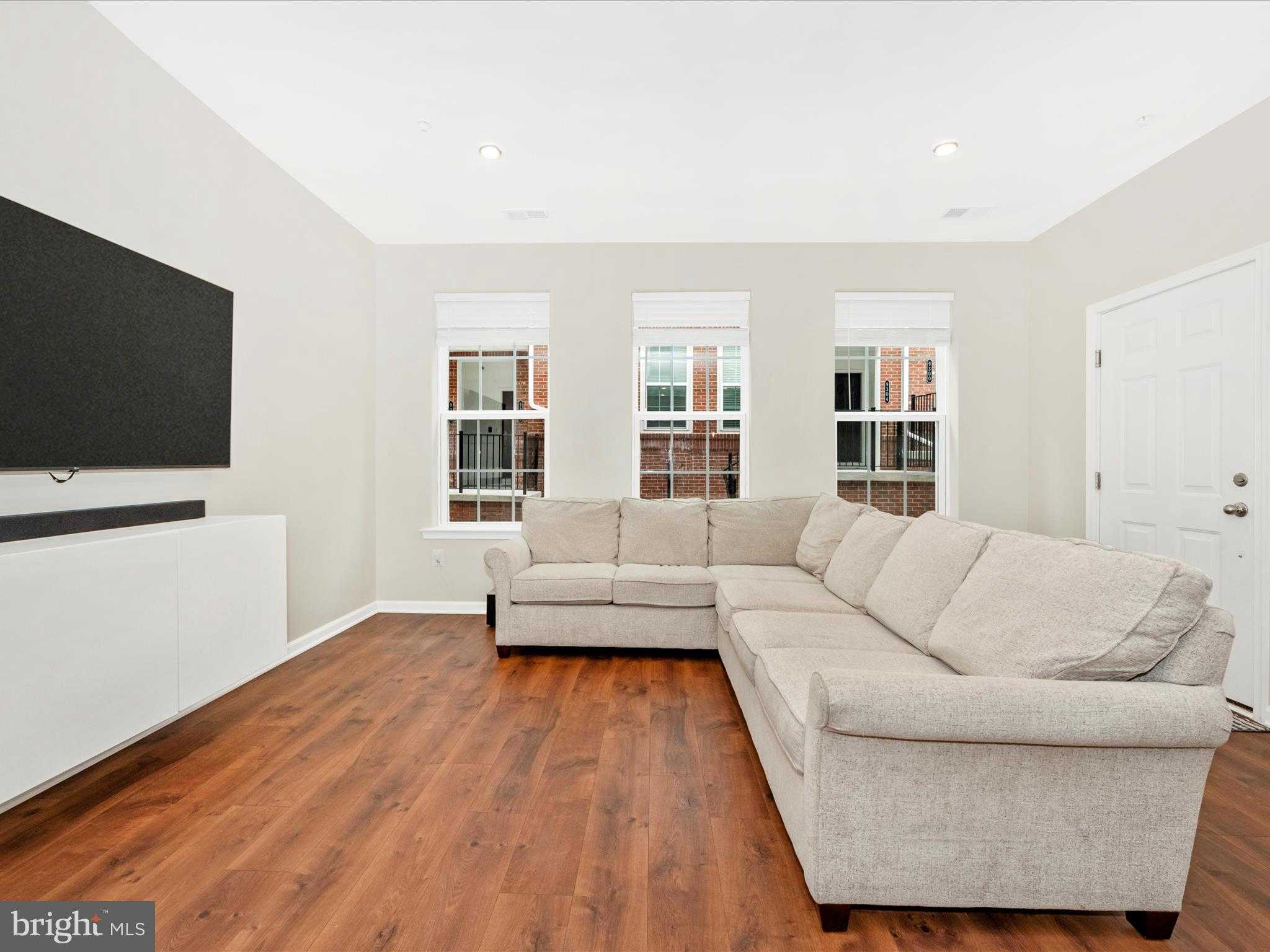 9374 Seney Ln # 567 photo 4