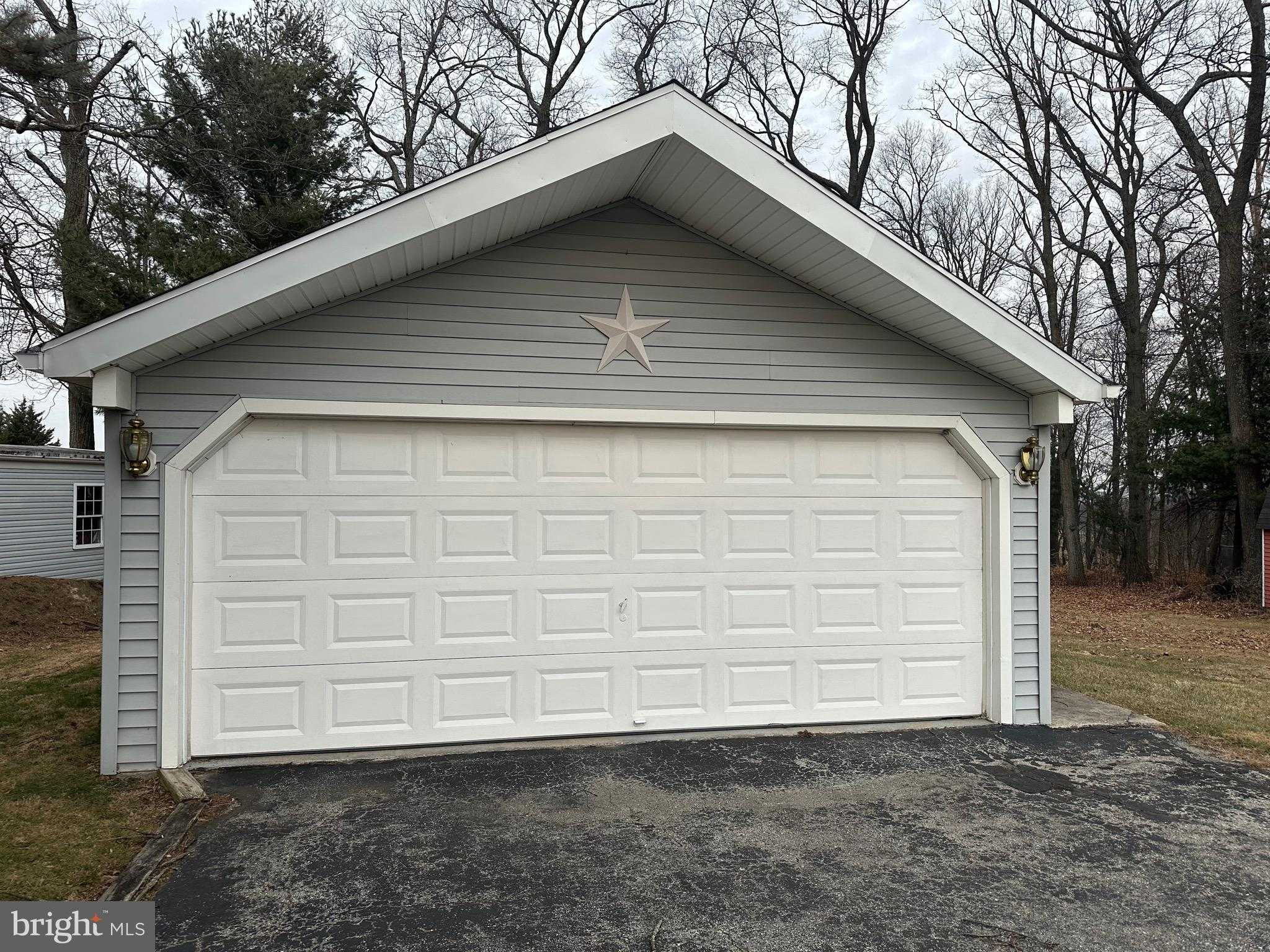 3438 Millers Station Rd photo 2