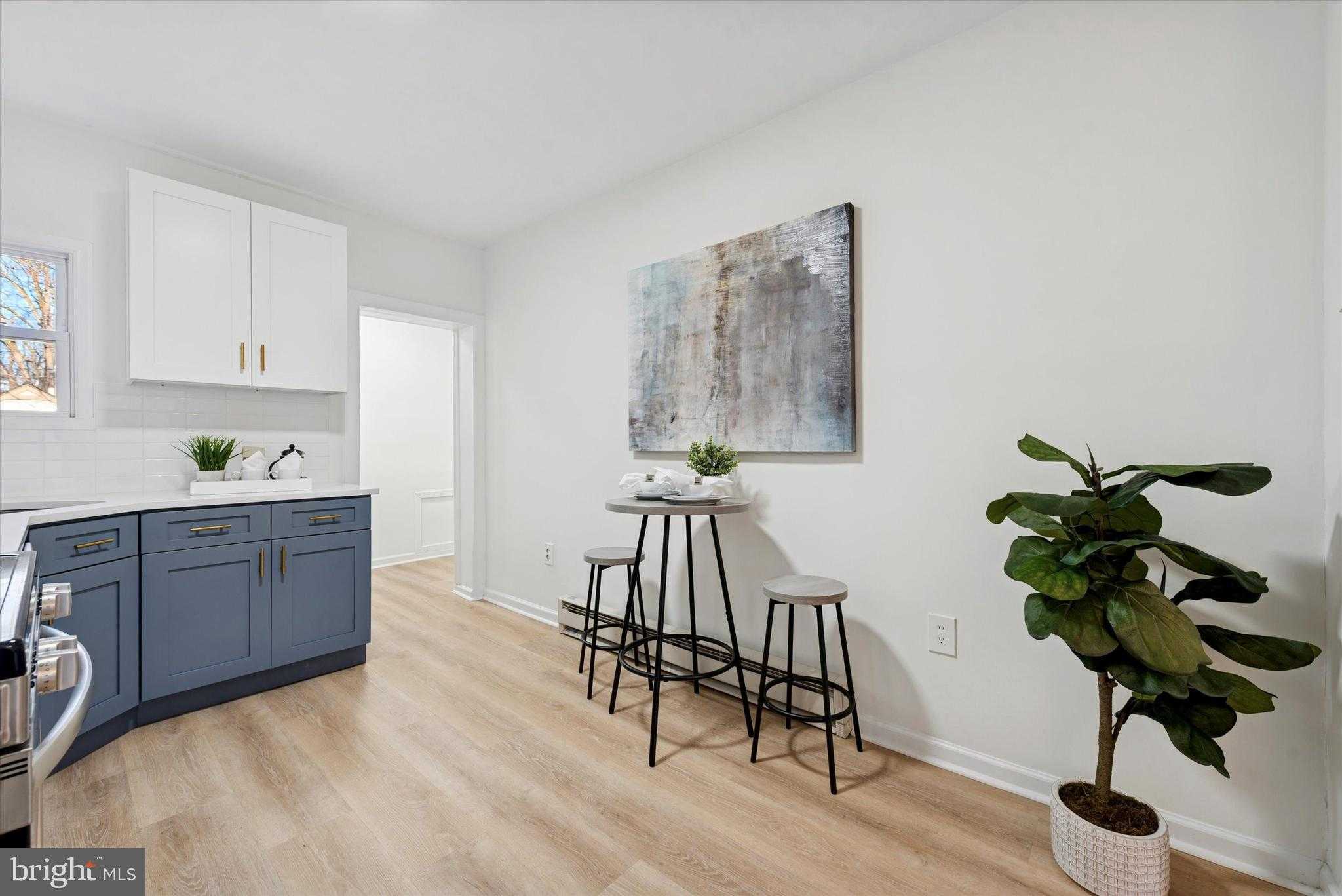 161 Jefferson Ave photo 11