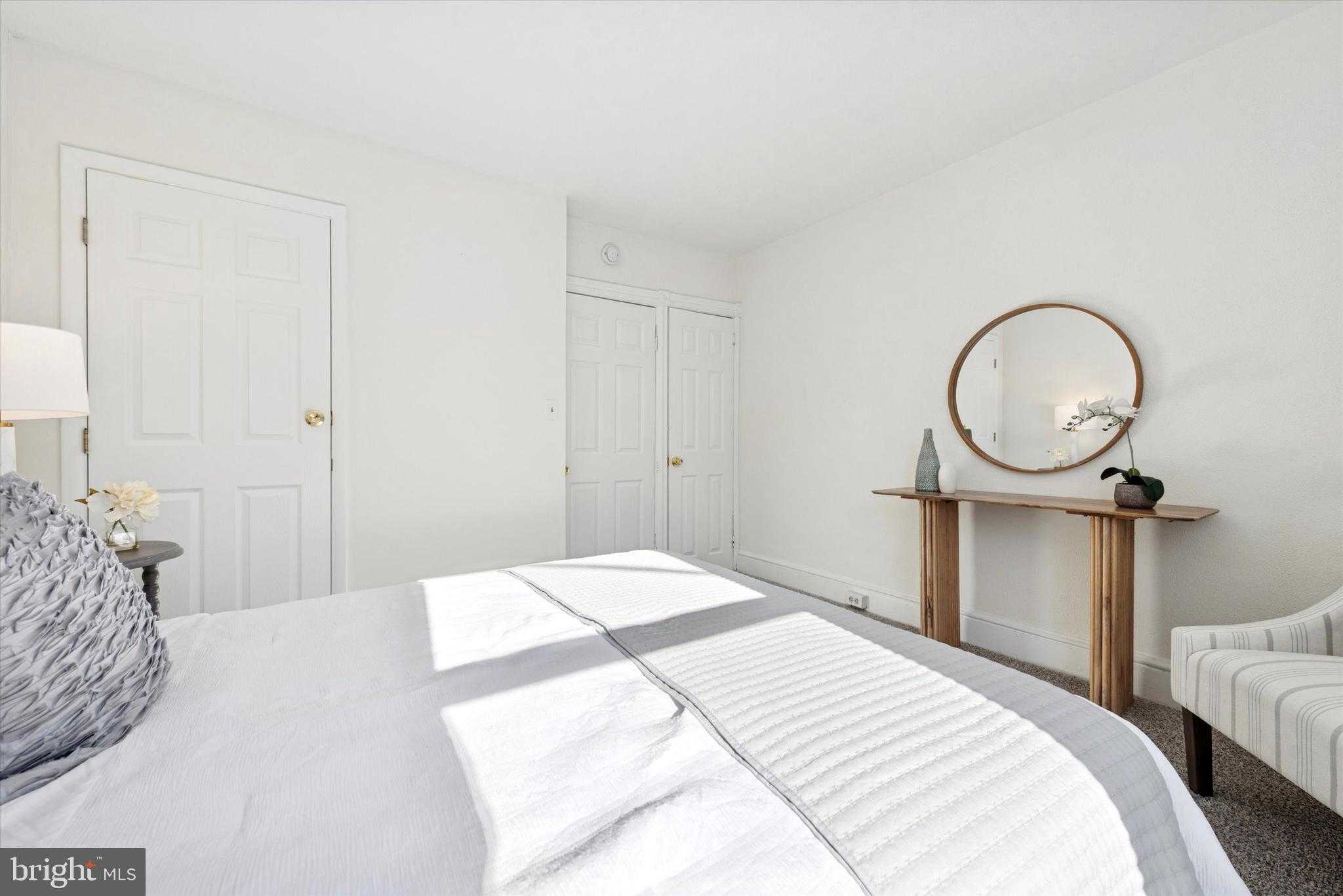 161 Jefferson Ave photo 26