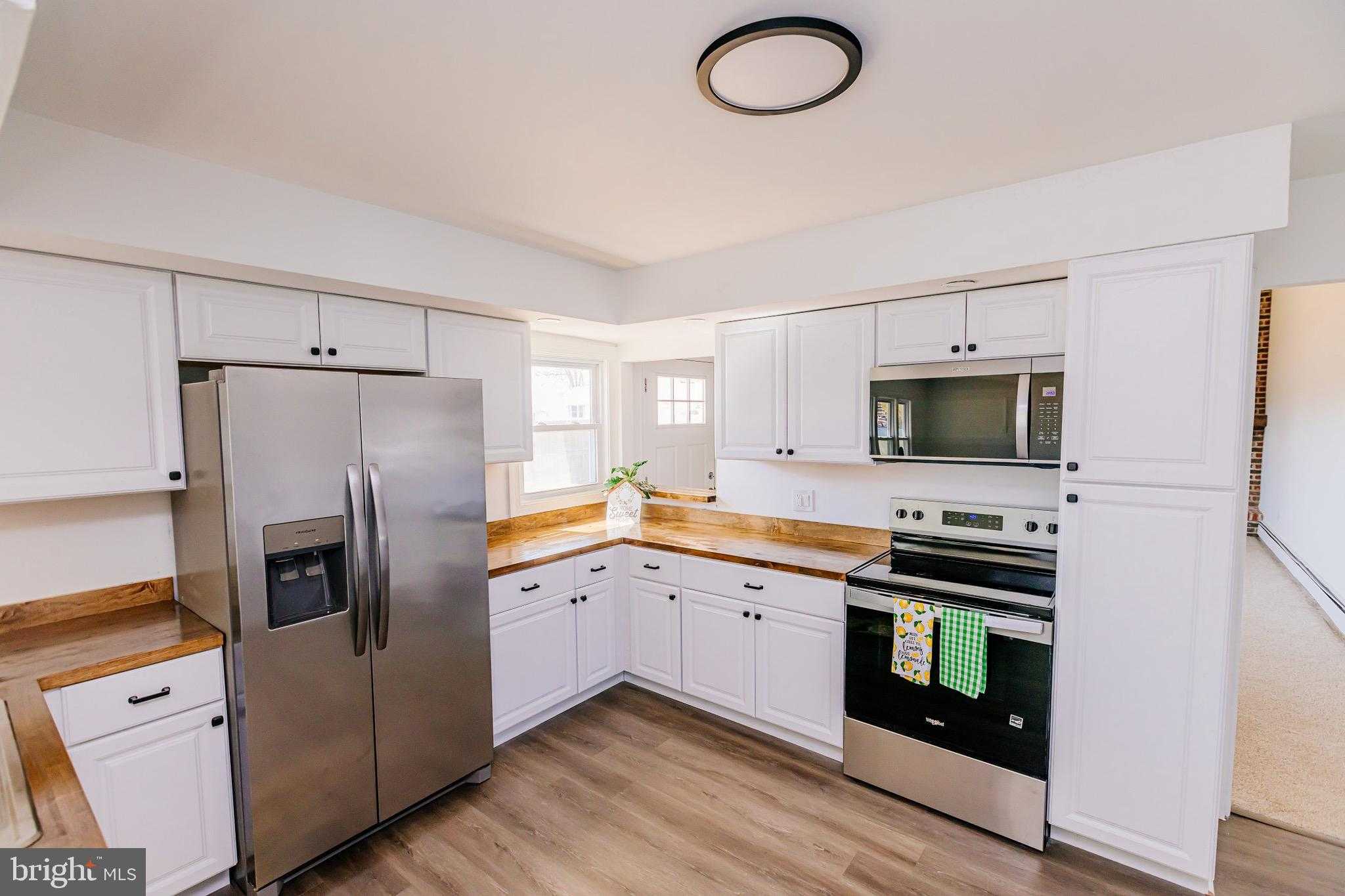 21 Velvet Ln photo 2