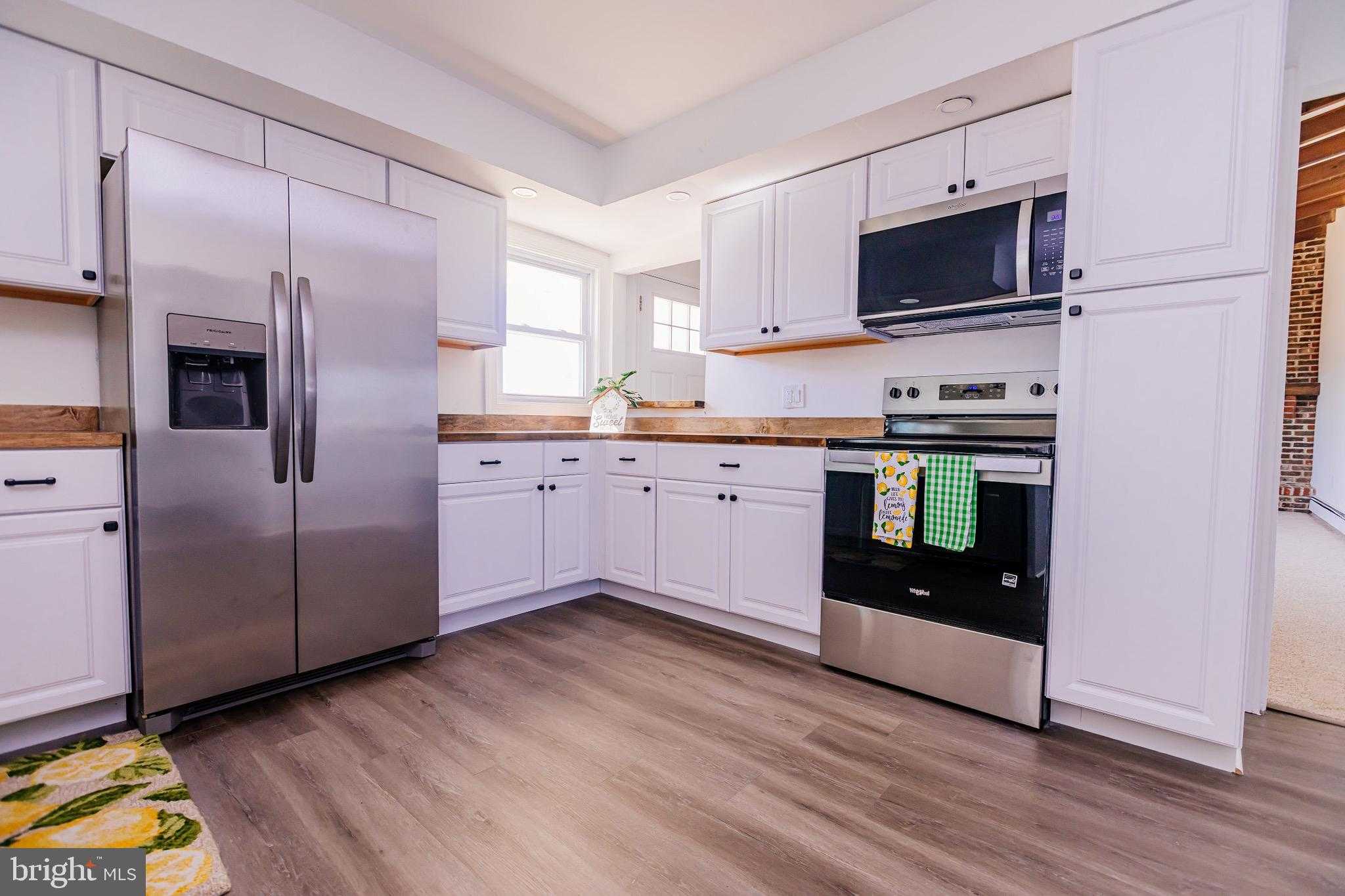 21 Velvet Ln photo 5