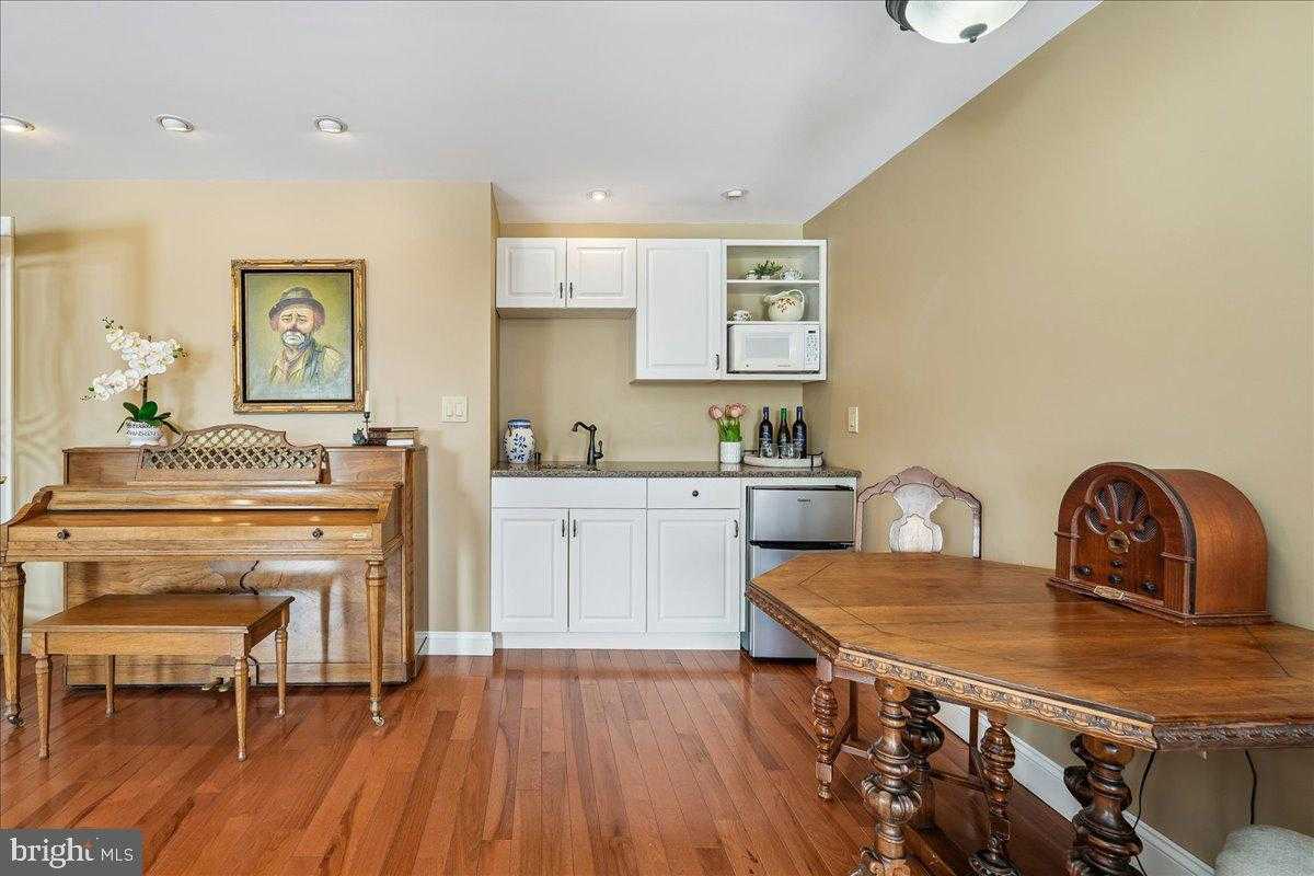 9500 Holsey Rd photo 28