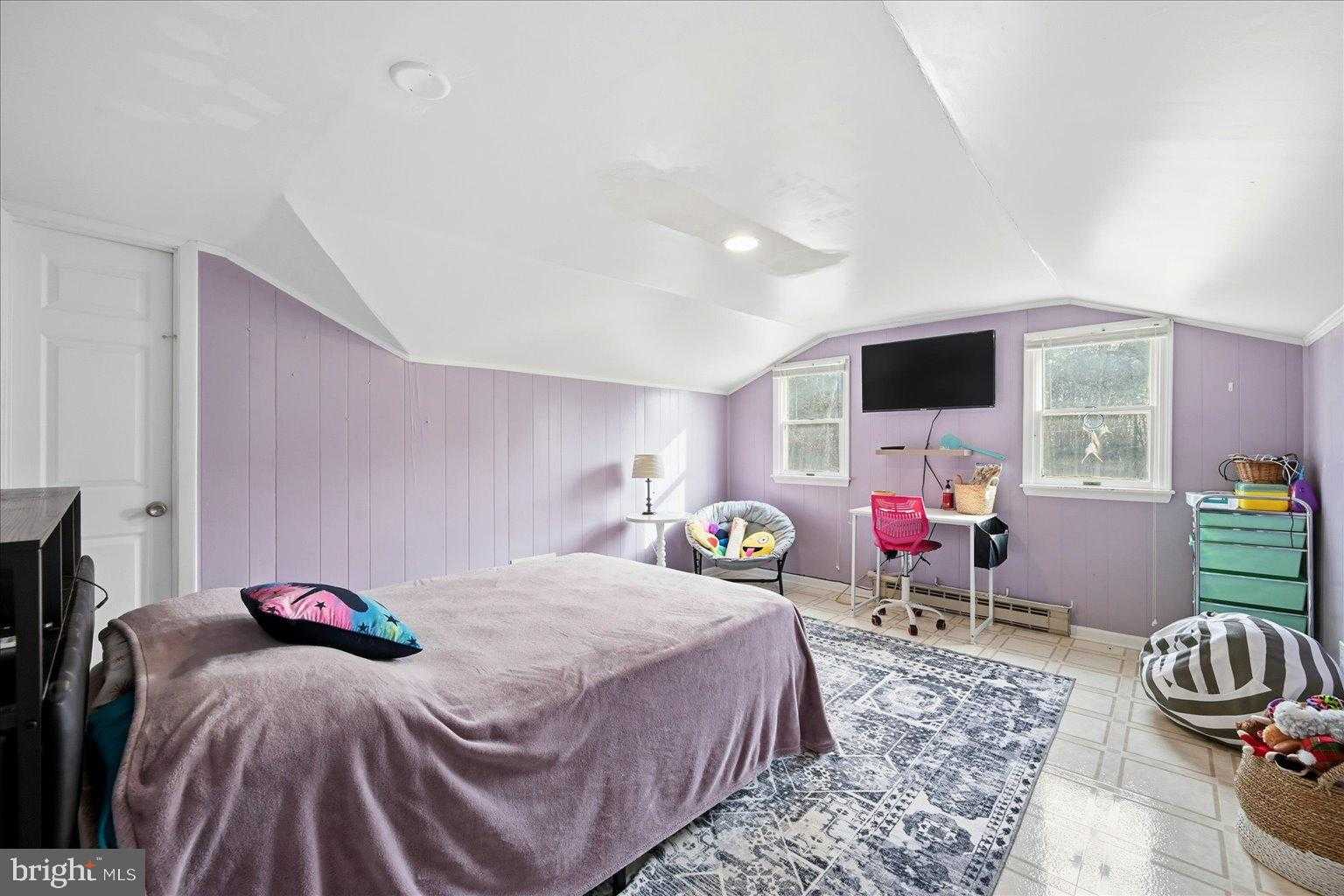 1901 S Timber Ridge Rd photo 8