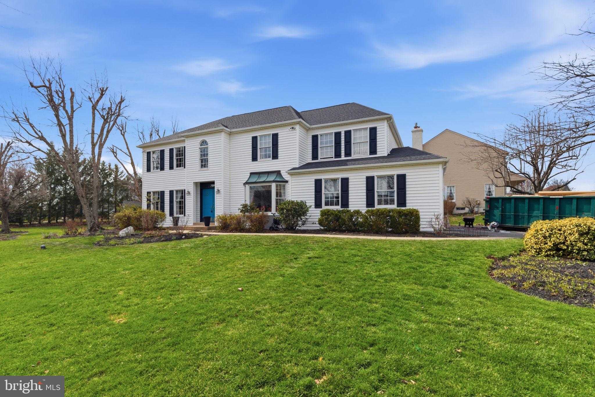 32 Marian Cir photo 4