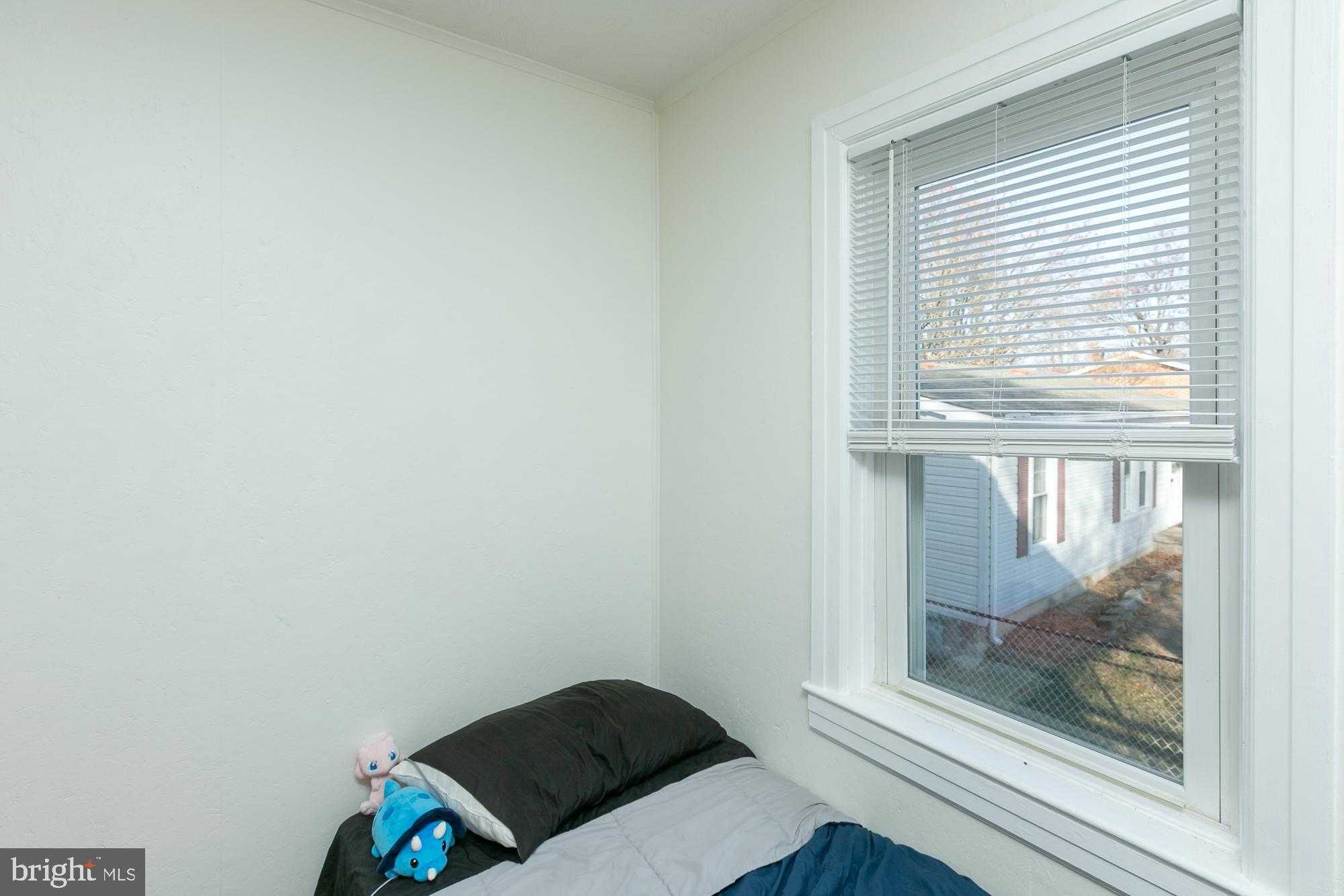 919 Jefferson Ave photo 45