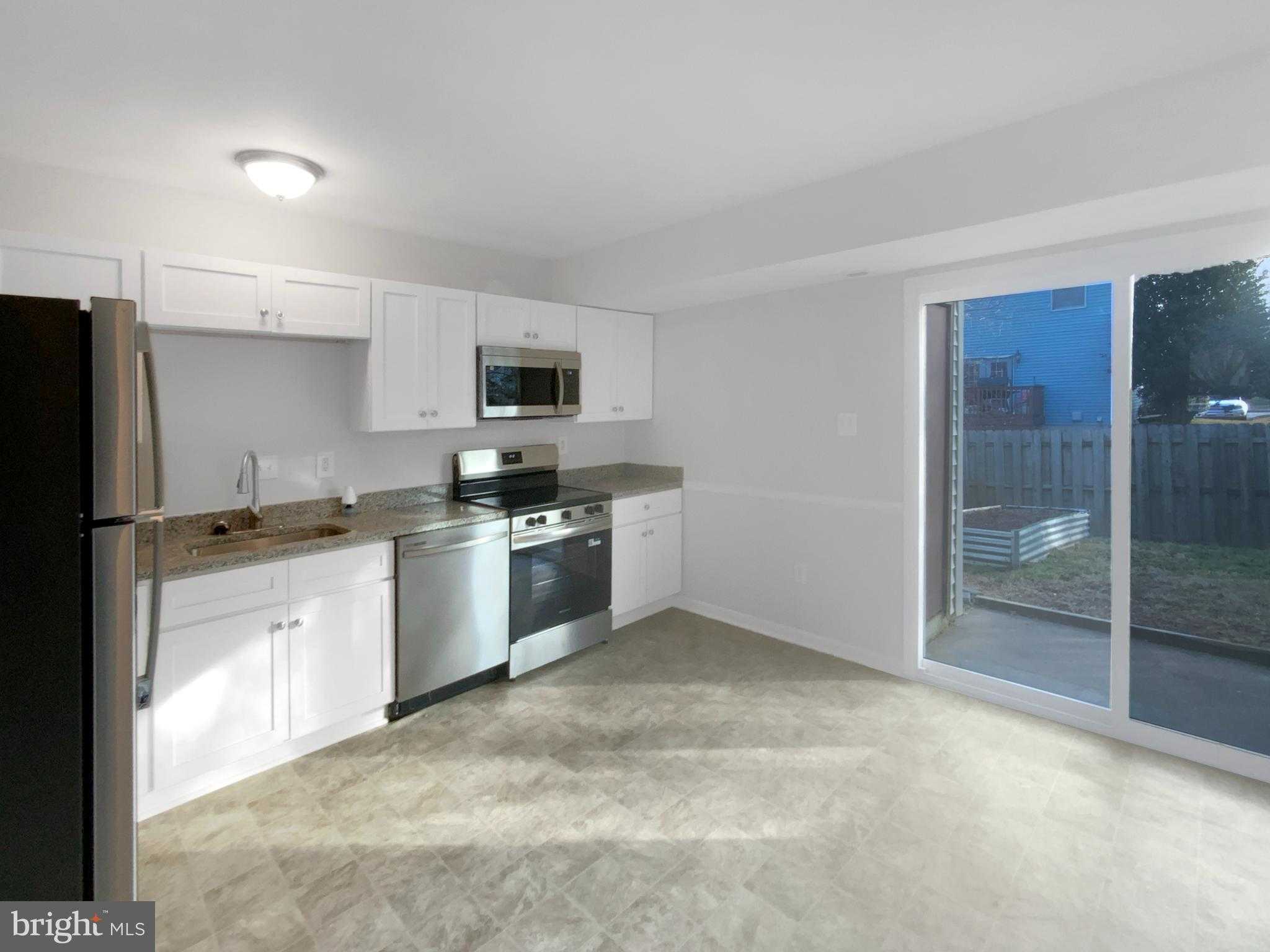 5132 Redbud Rd photo 7