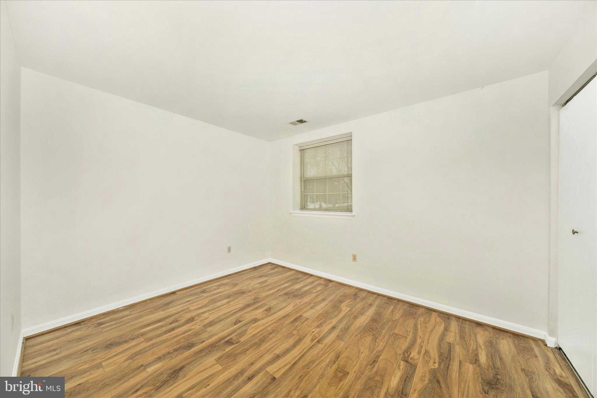 208 Water Fountain CT Unit 103 photo 23