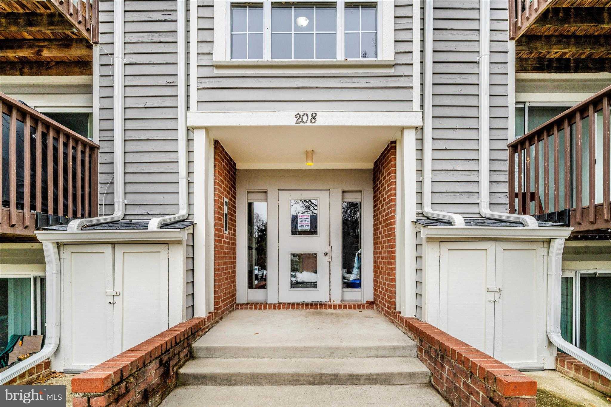 208 Water Fountain CT Unit 103 photo 3