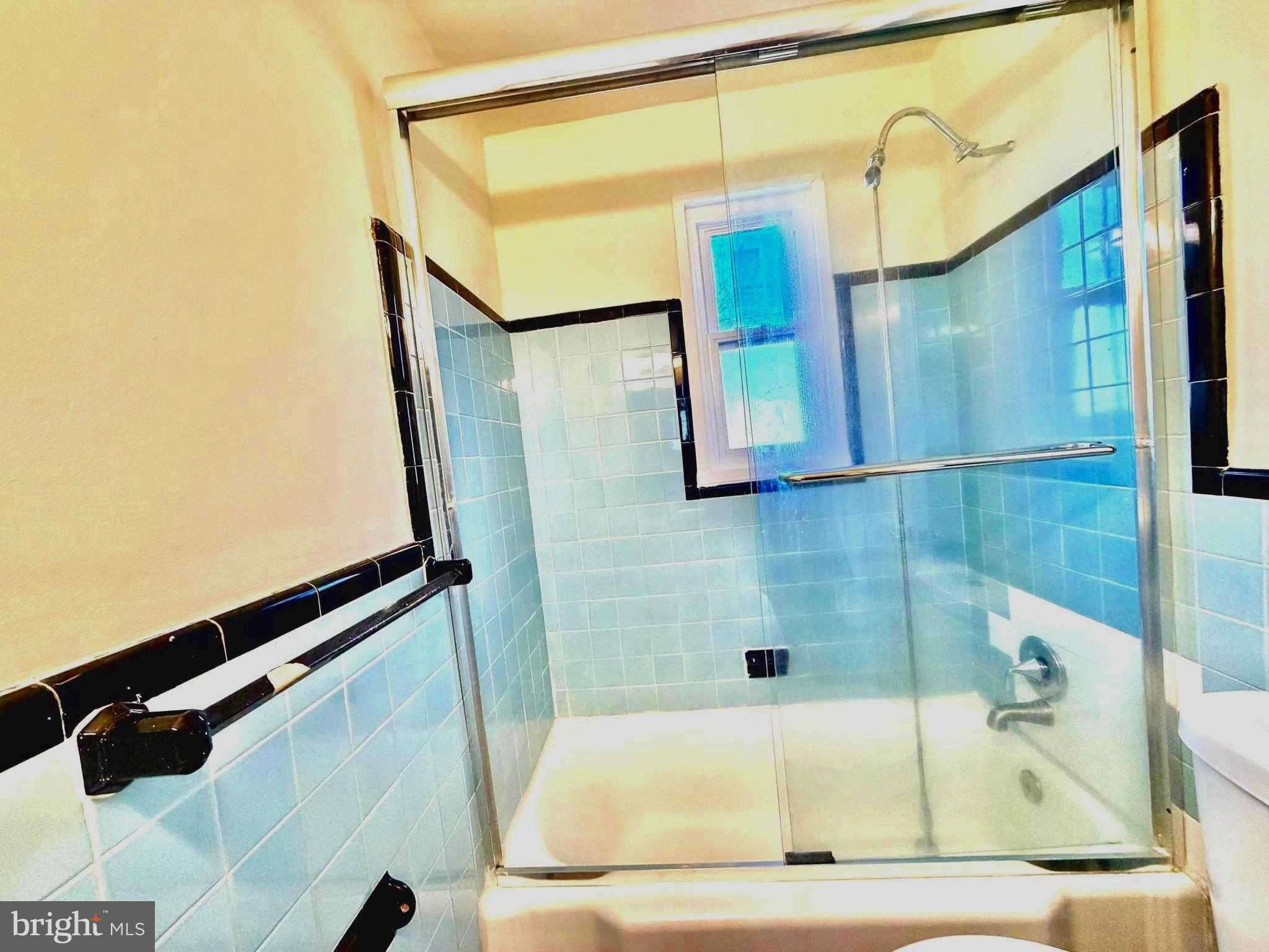 8404 12th Ave photo 16