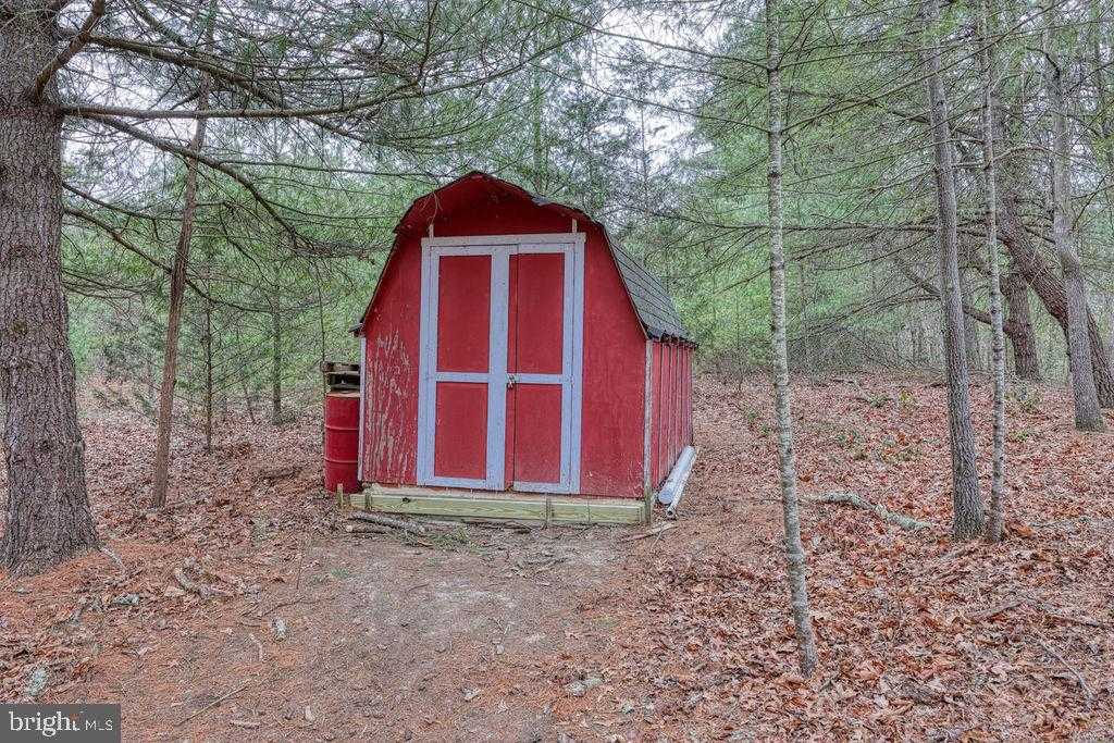 4992 Saint Davids Church Rd photo 24