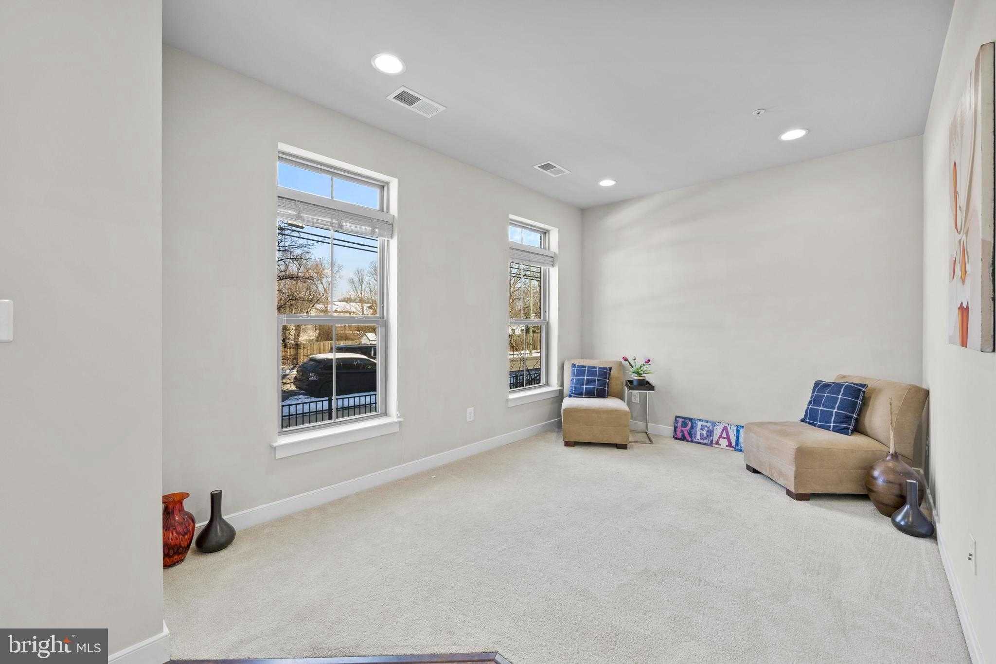 14247 Travilah Rd photo 4