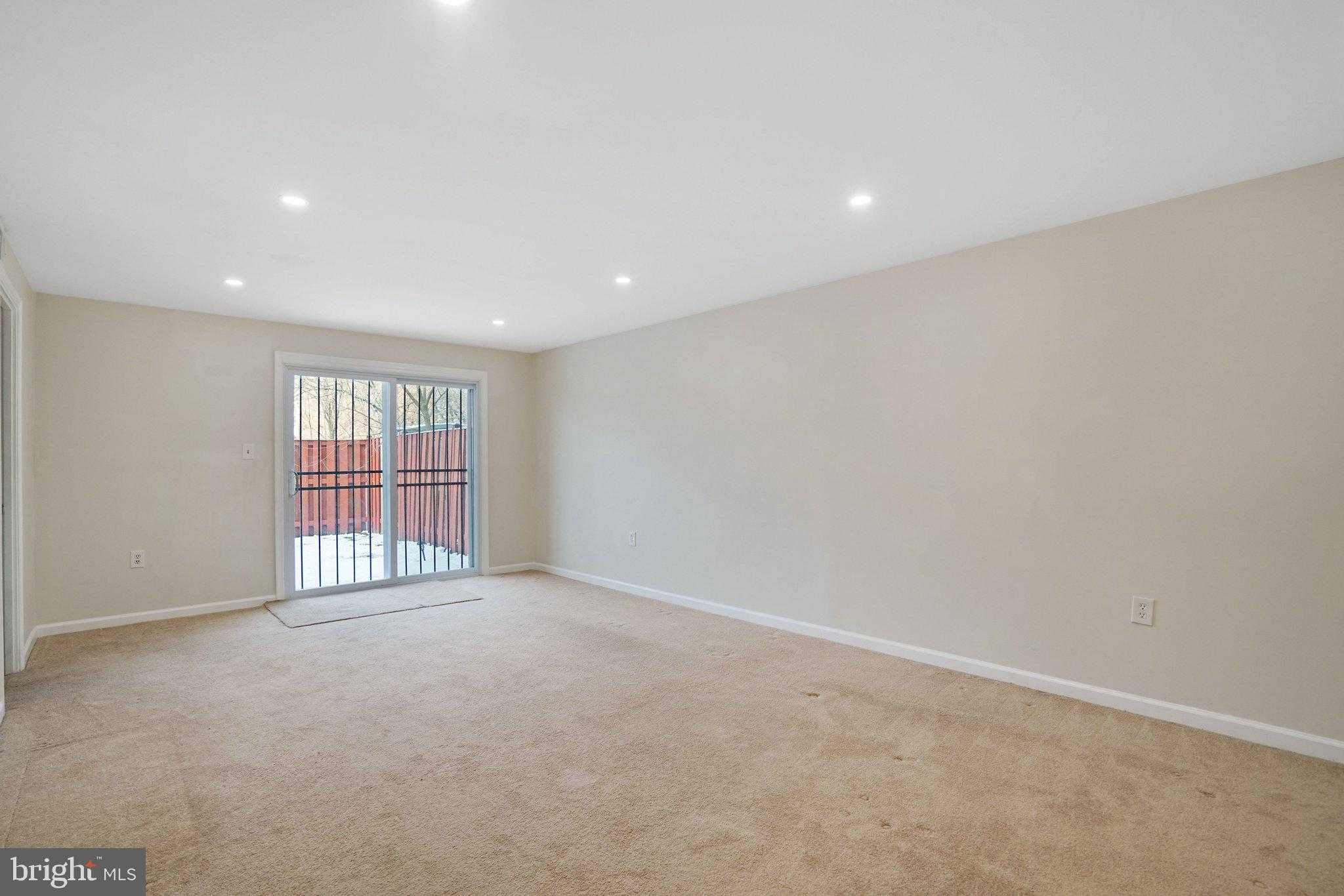 6221 Dimrill CT photo 75