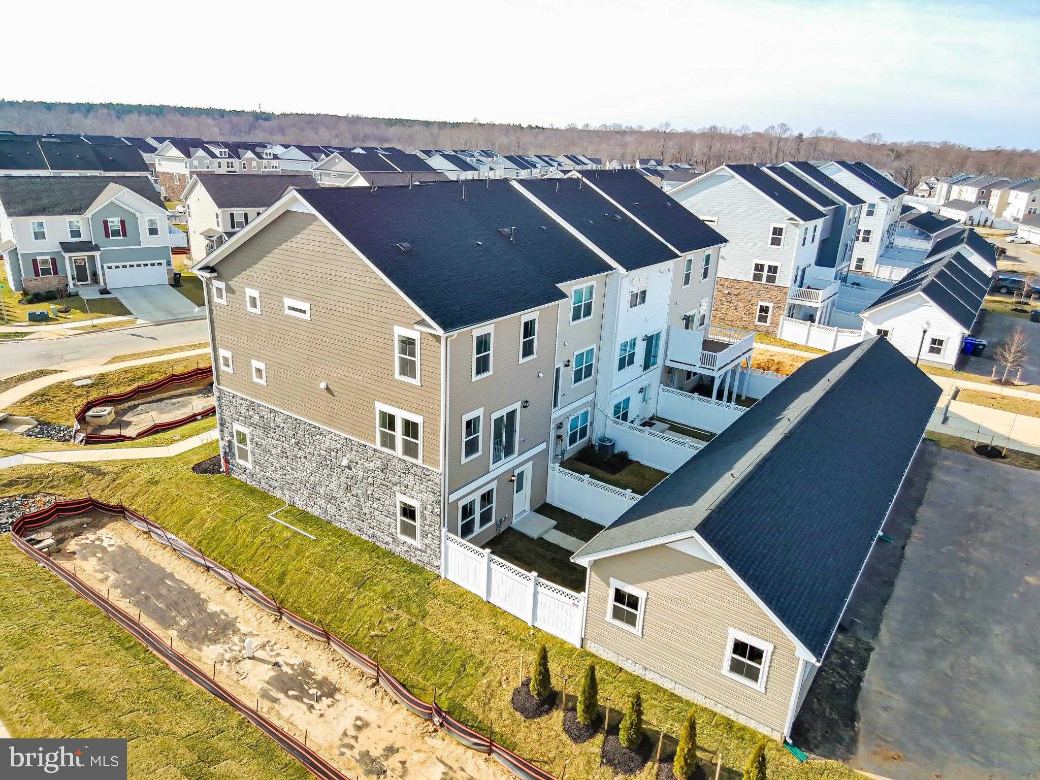 10771 Millport St photo 31