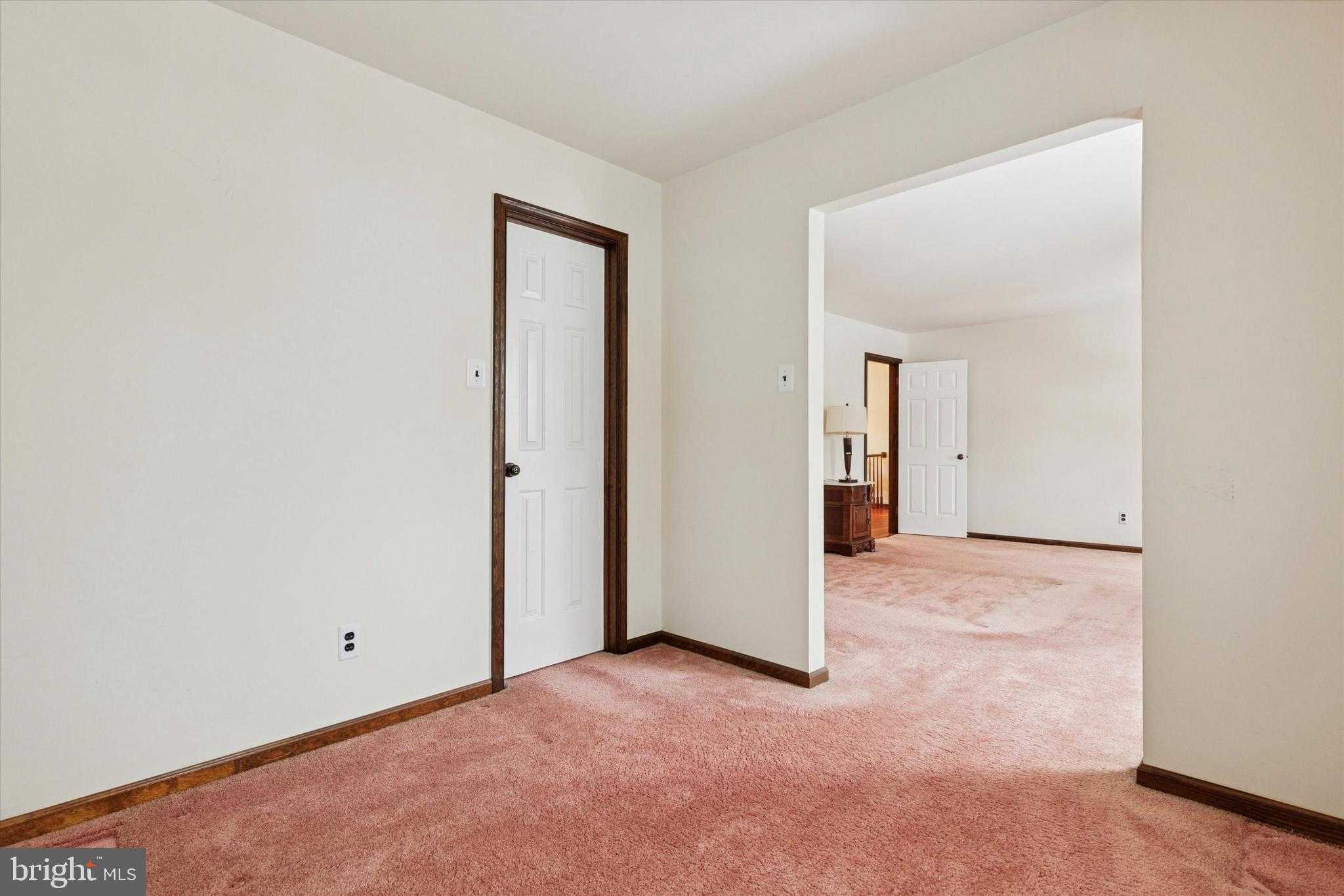 2010 Canterbury Ln photo 15