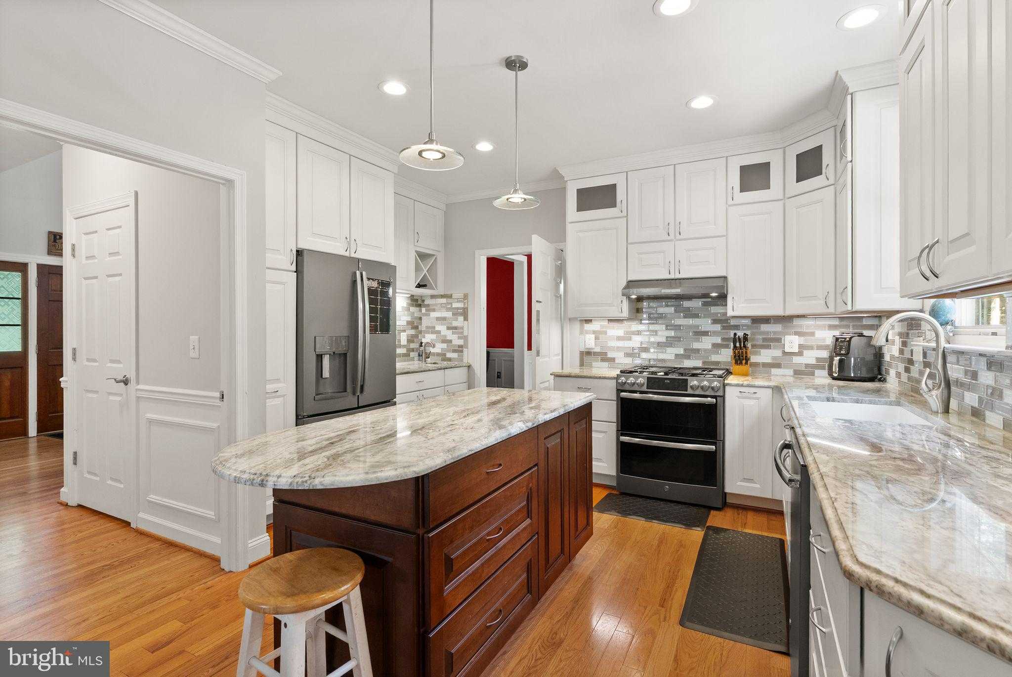 6734 Newcastle CT photo 12