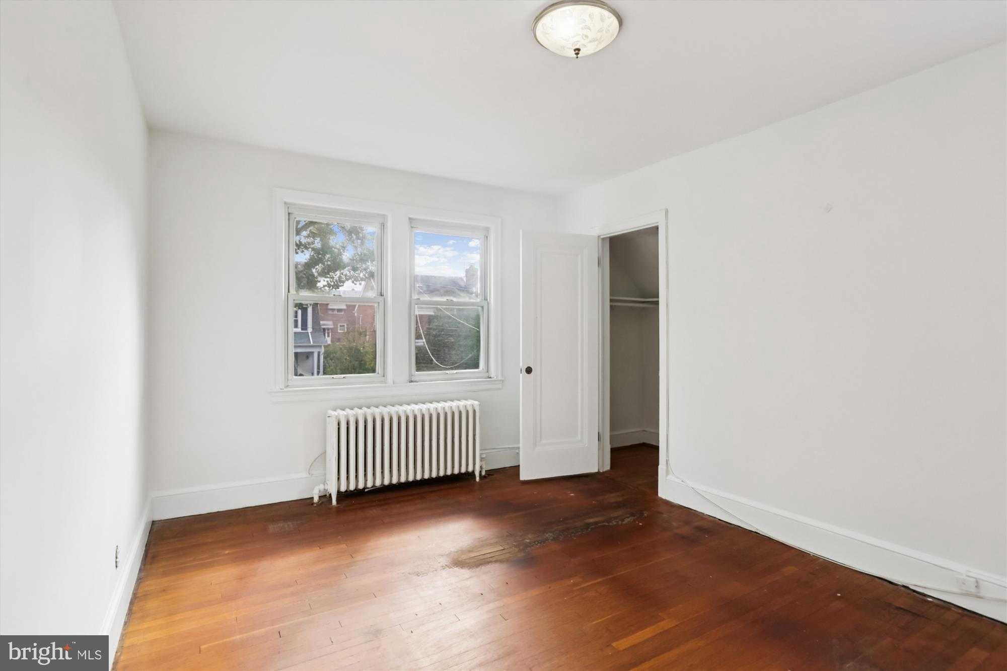 1351 Somerset Pl NW photo 20