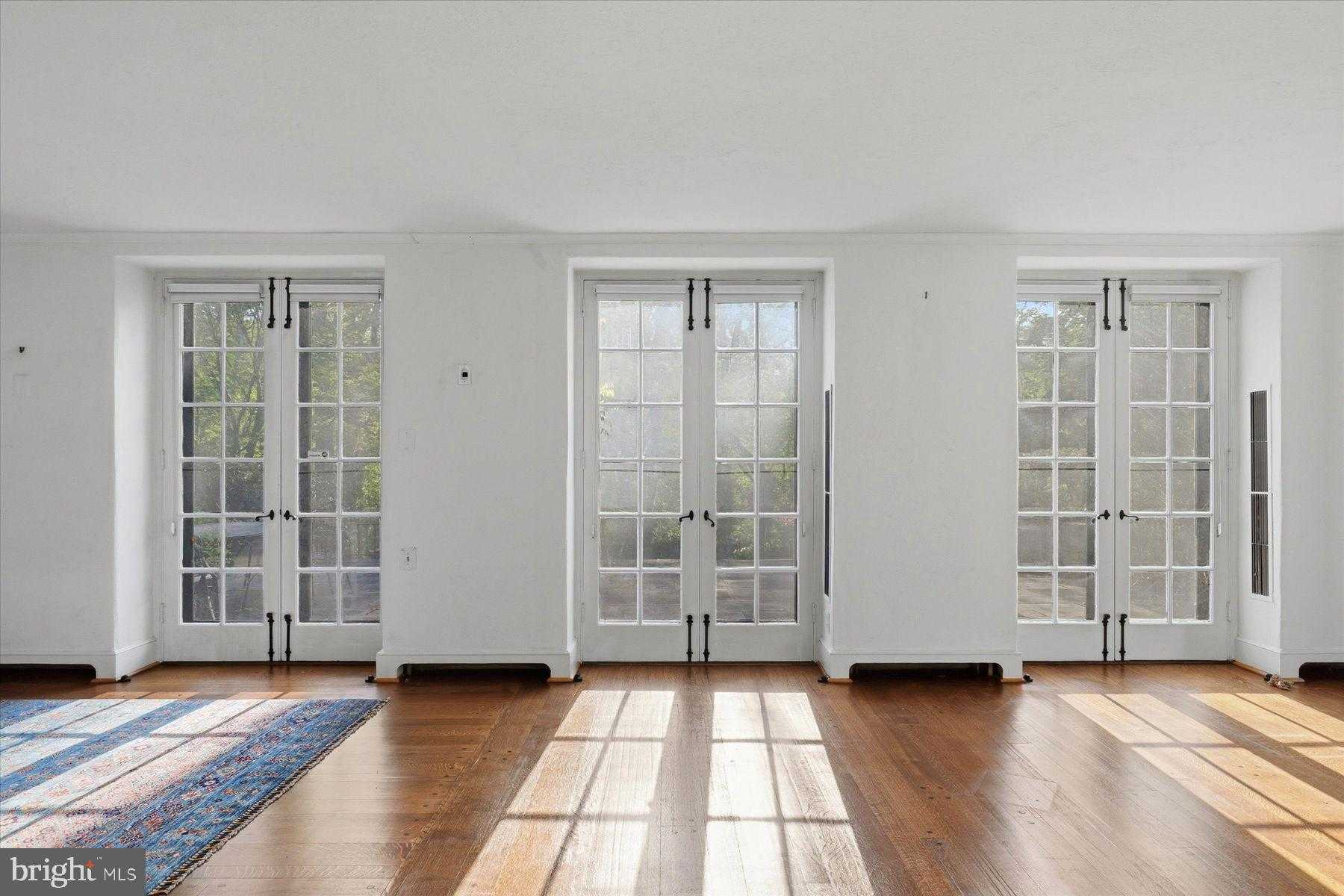 500 Telner St photo 8