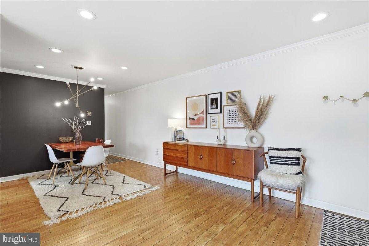 9461 Fairfax Blvd Apt 301 photo 5