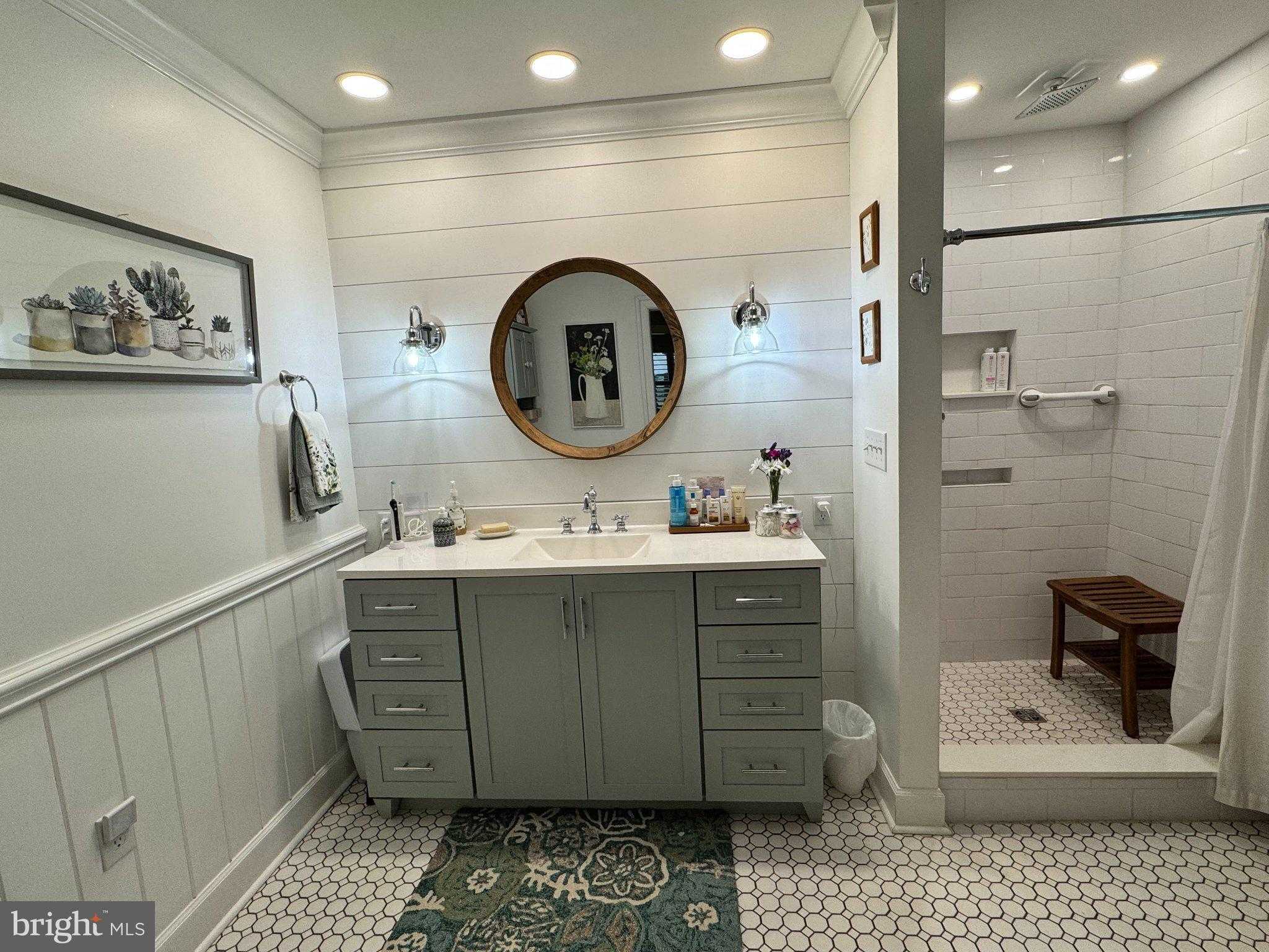 24899 Woods Dr photo 31