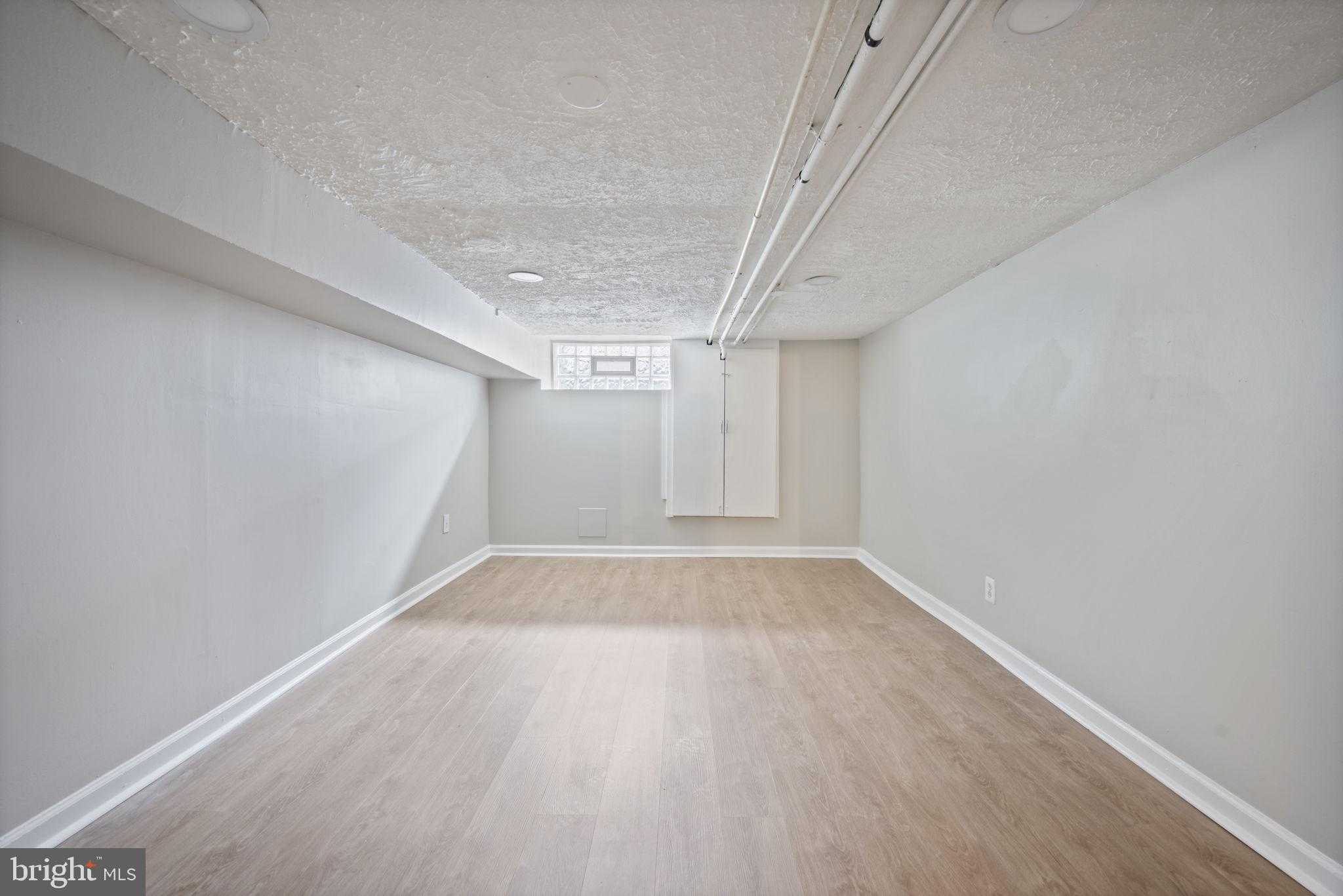 3420 Leverton Ave photo 14