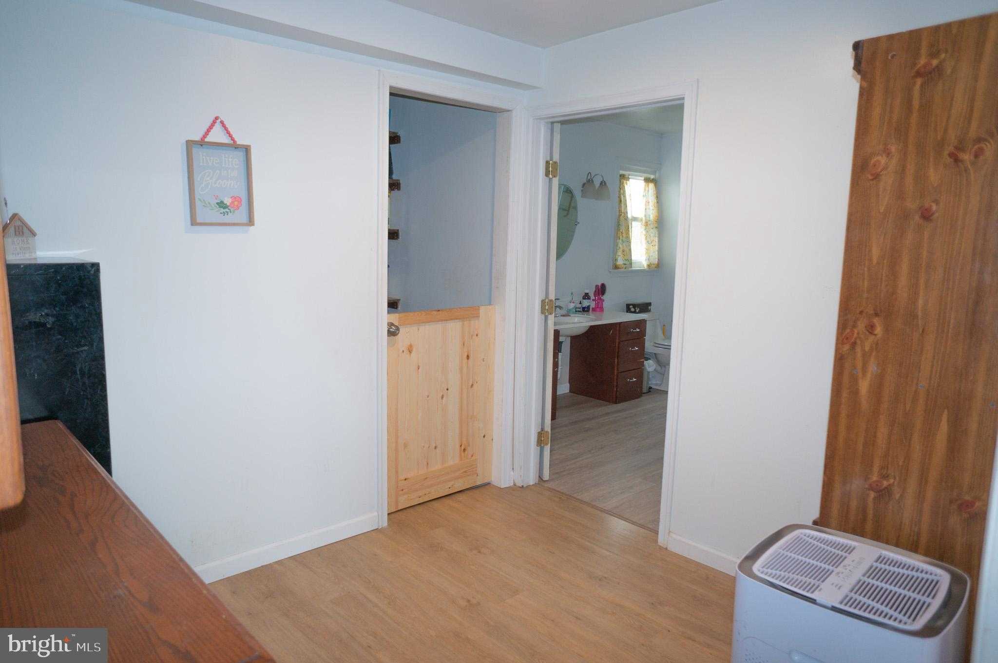 2003 Peach Ridge Rd photo 36