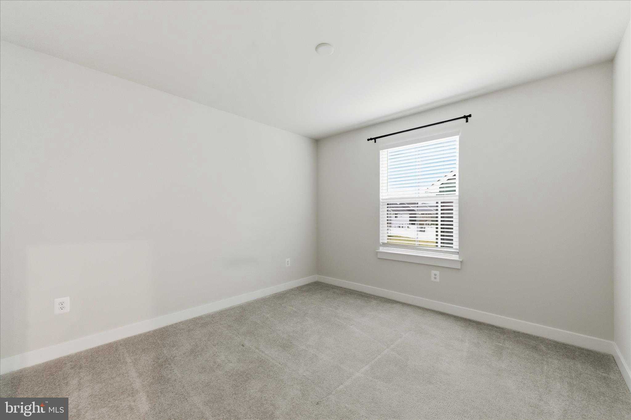 516 Rushbrook Rd photo 38