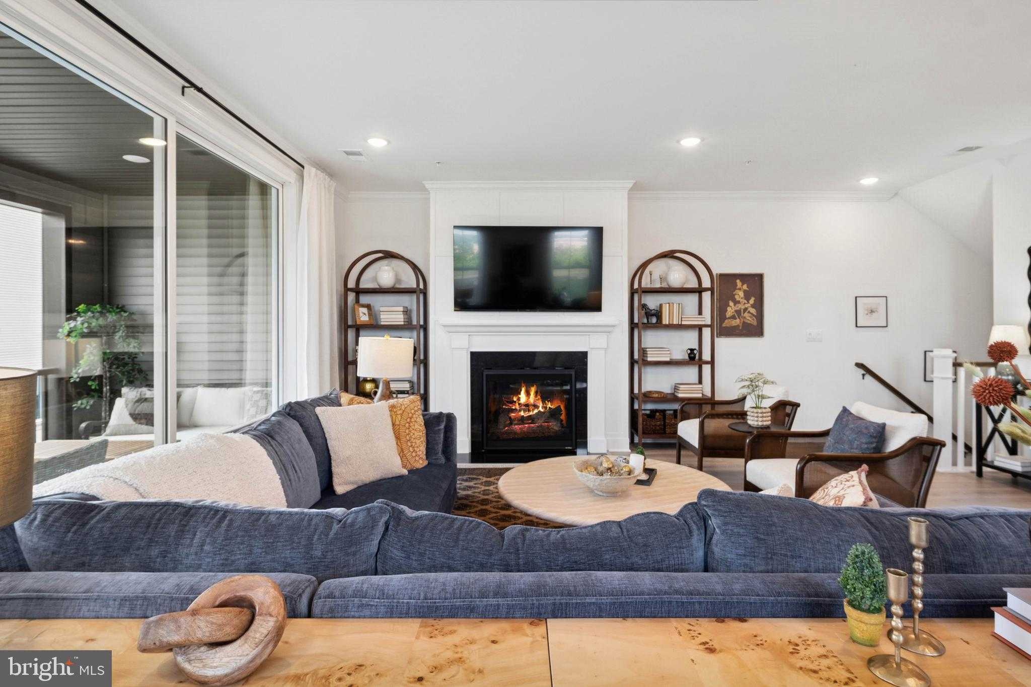 14930 Deco Cir photo 7