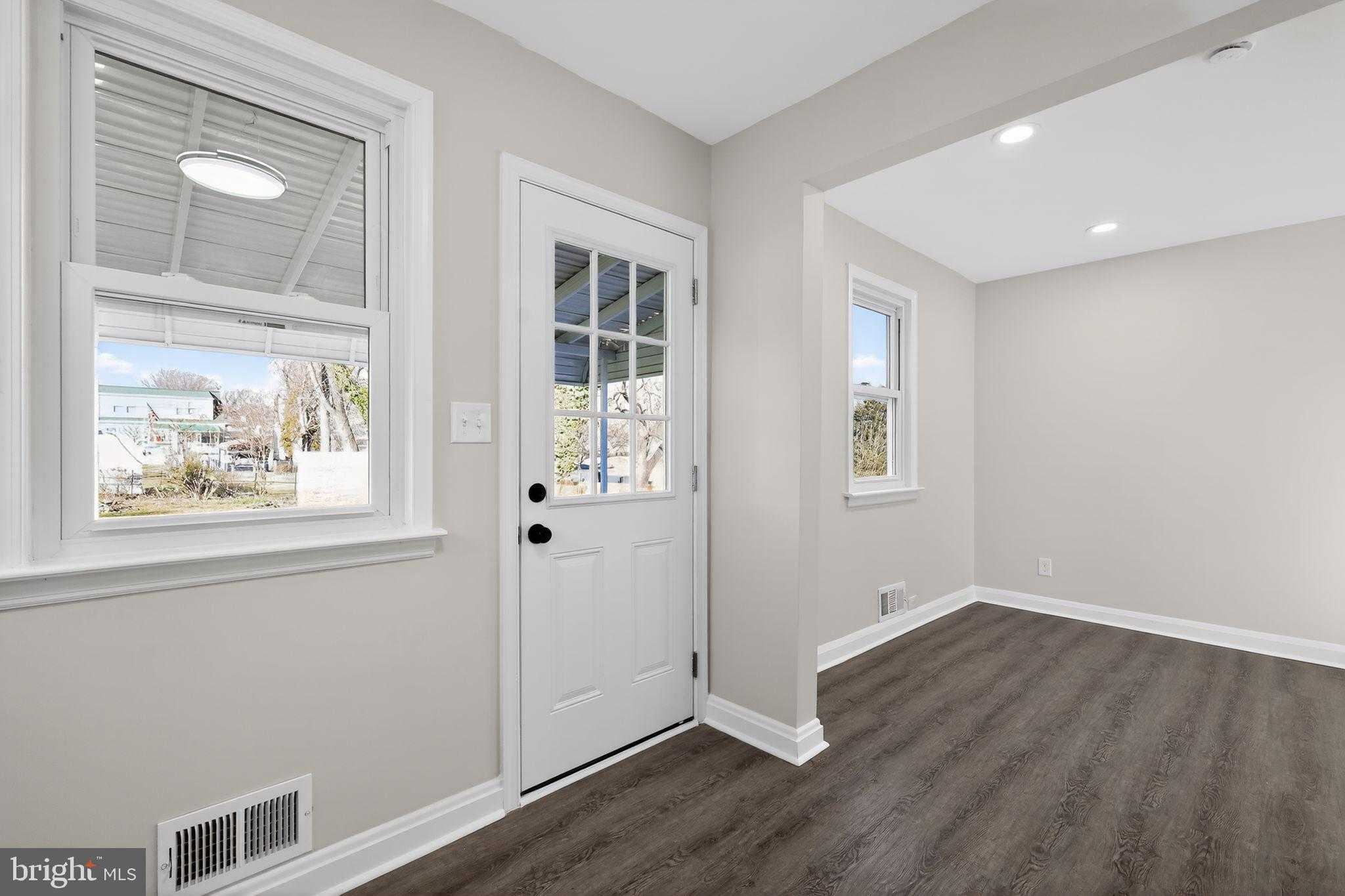 7908 Underhill Rd photo 3