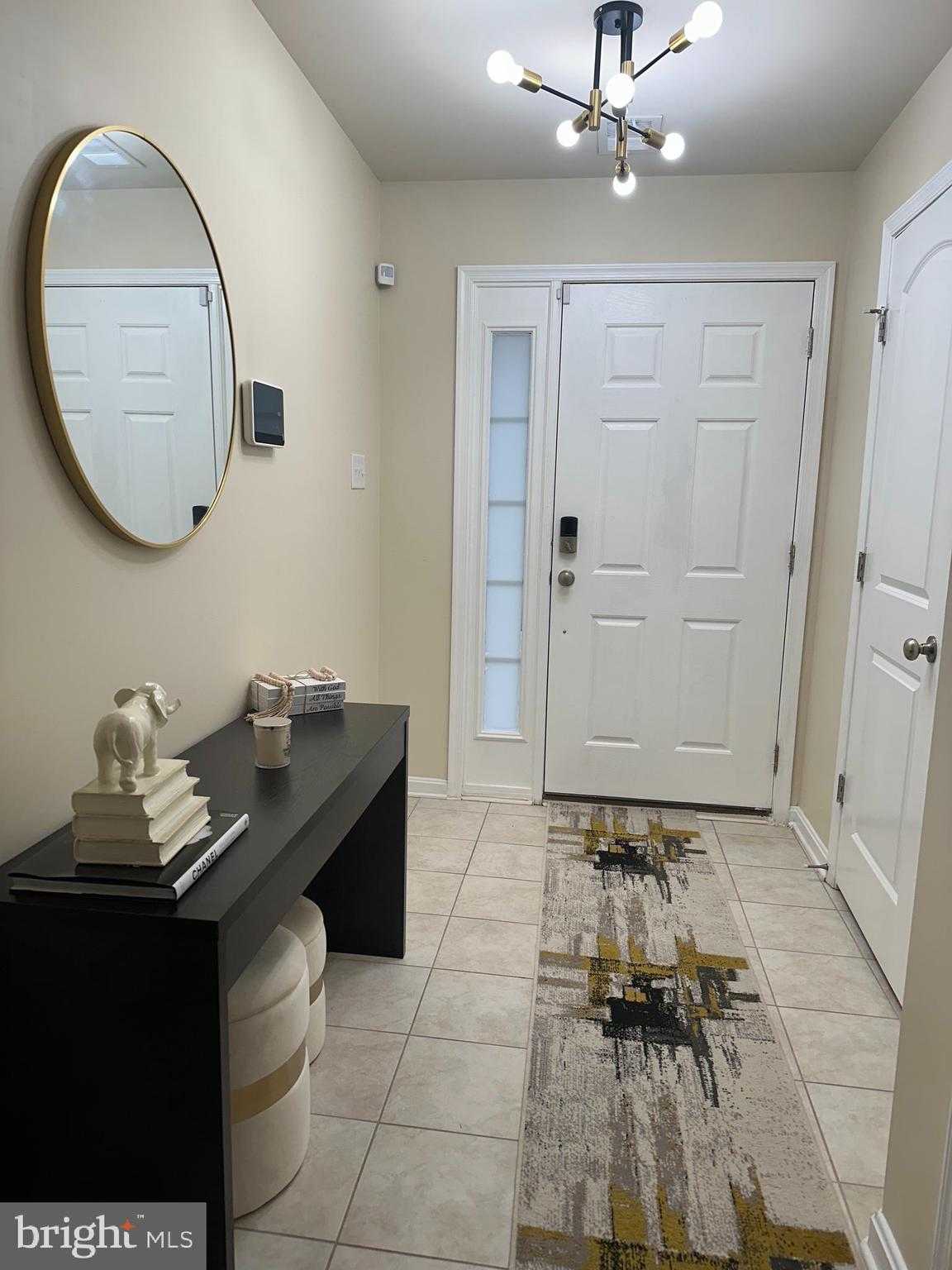 7407 Four Gardens Rd photo 2