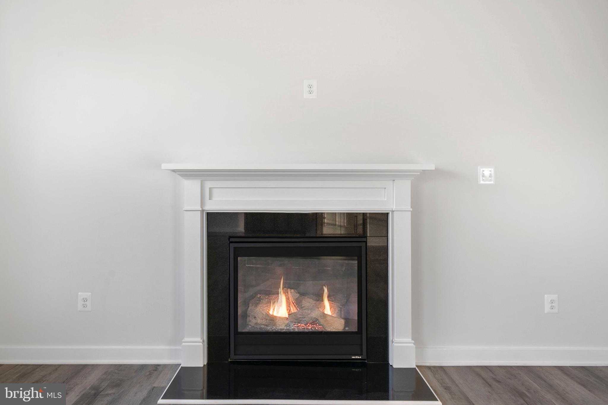 28590 Old Village Rd photo 13