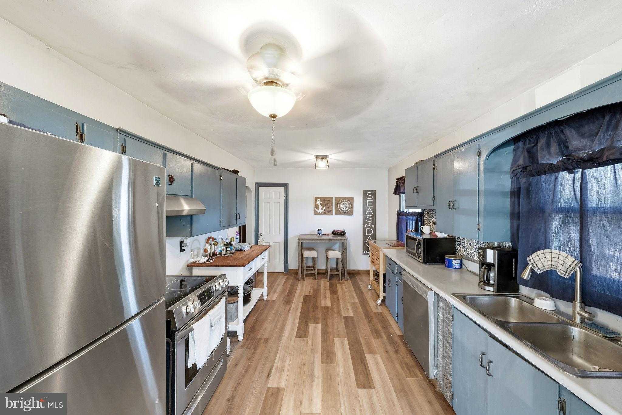 2889 Harryhogan Rd photo 8