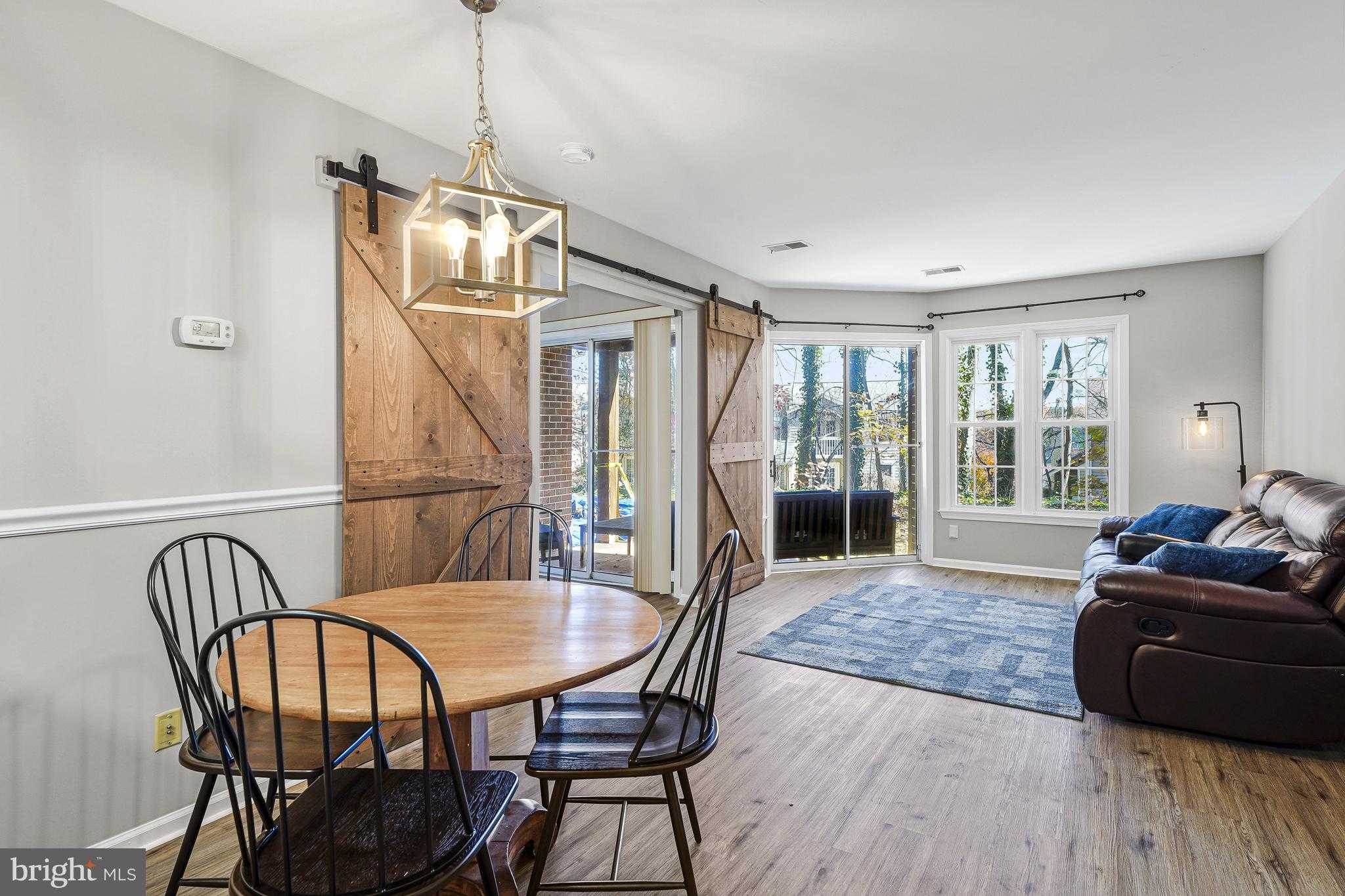 11142 Beaver Trail CT photo 10