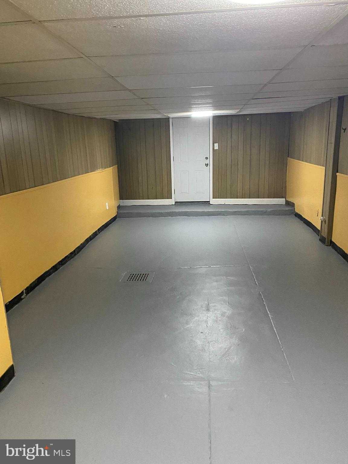 4063 Teesdale St photo 13