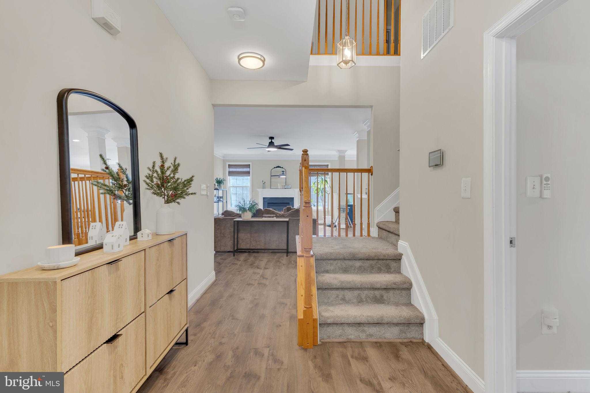 1457 Tana Ln photo 2