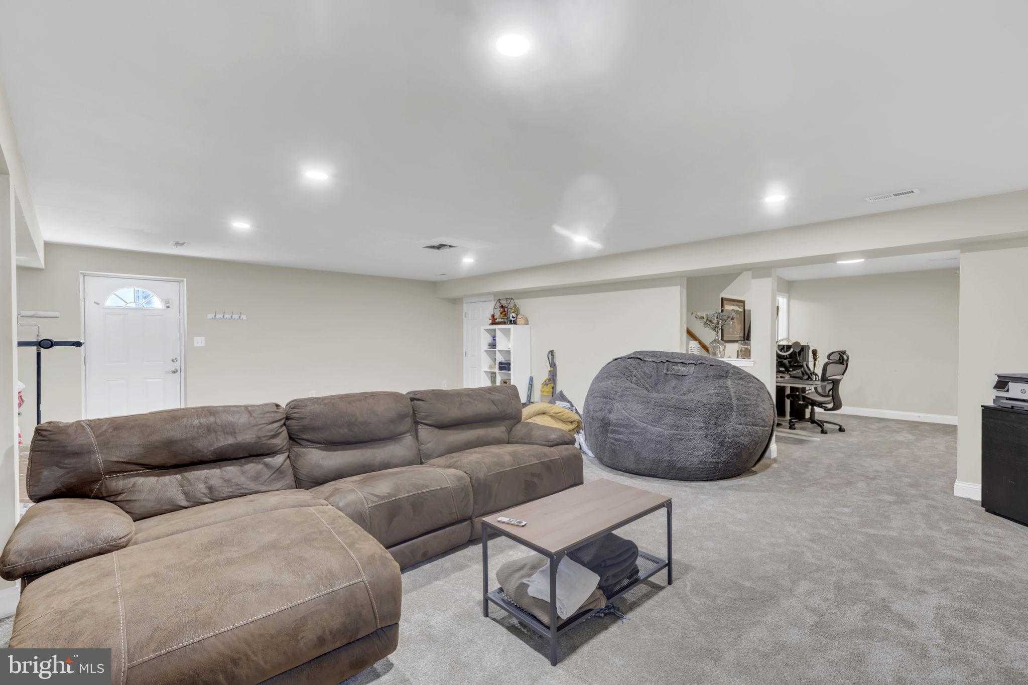 1457 Tana Ln photo 27