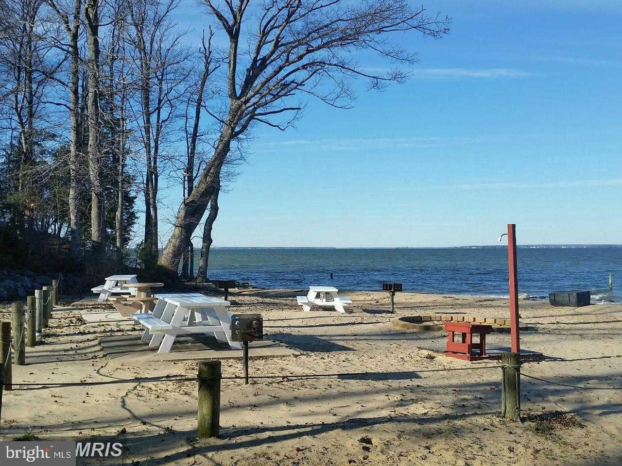 1077 N Independence Dr photo 31