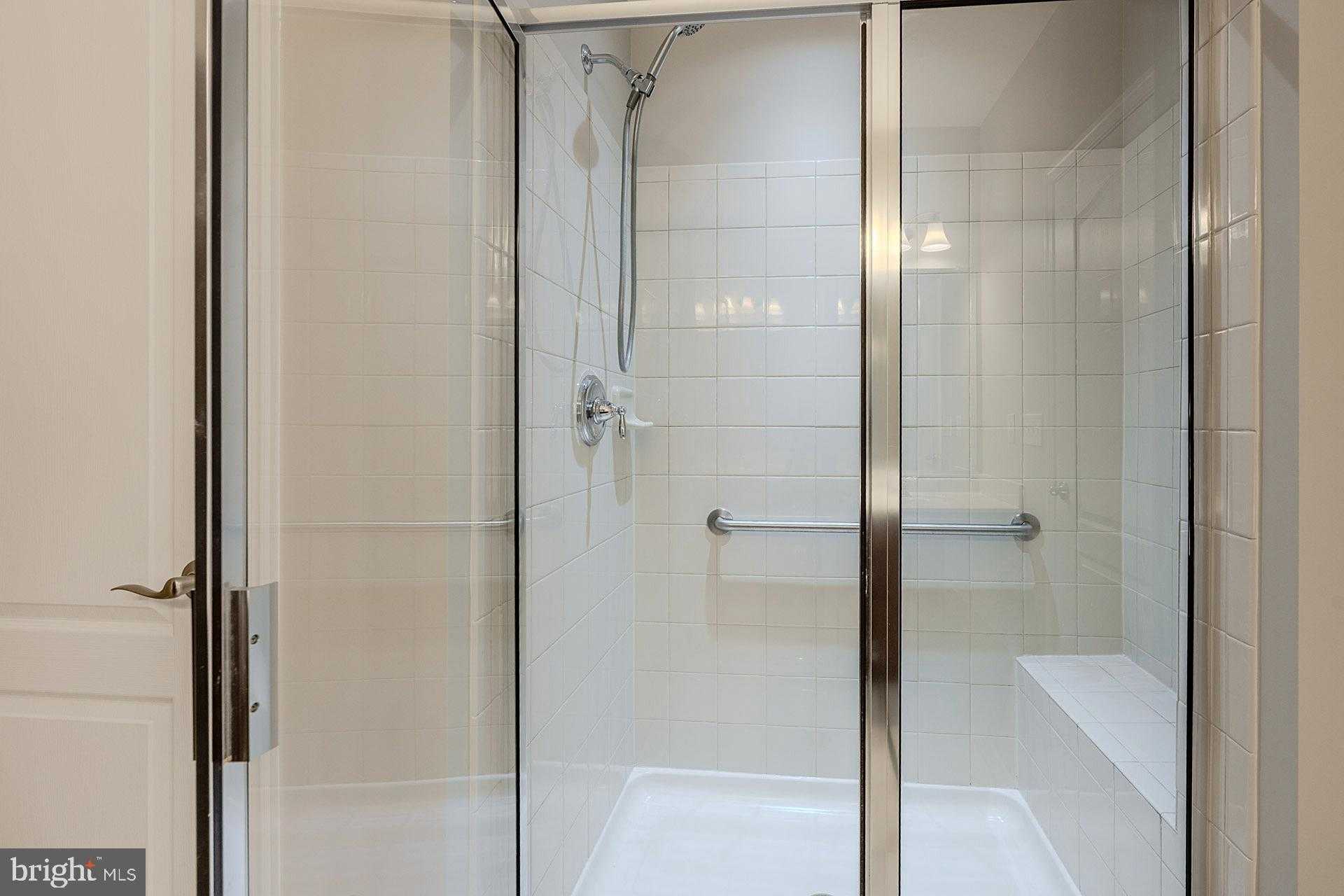 10275 Fountain Cir Apt 201 photo 22