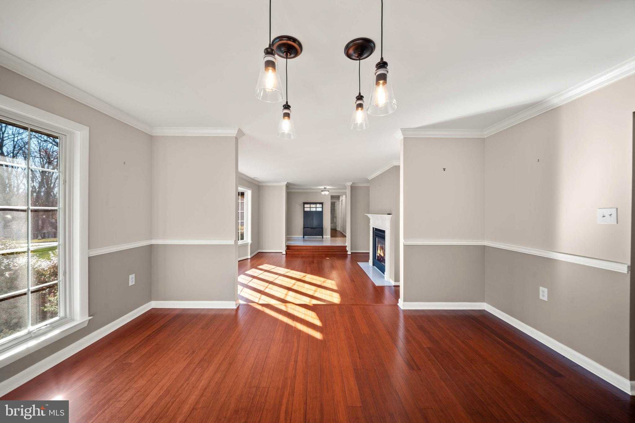 4037 Holly Knoll Dr photo 7