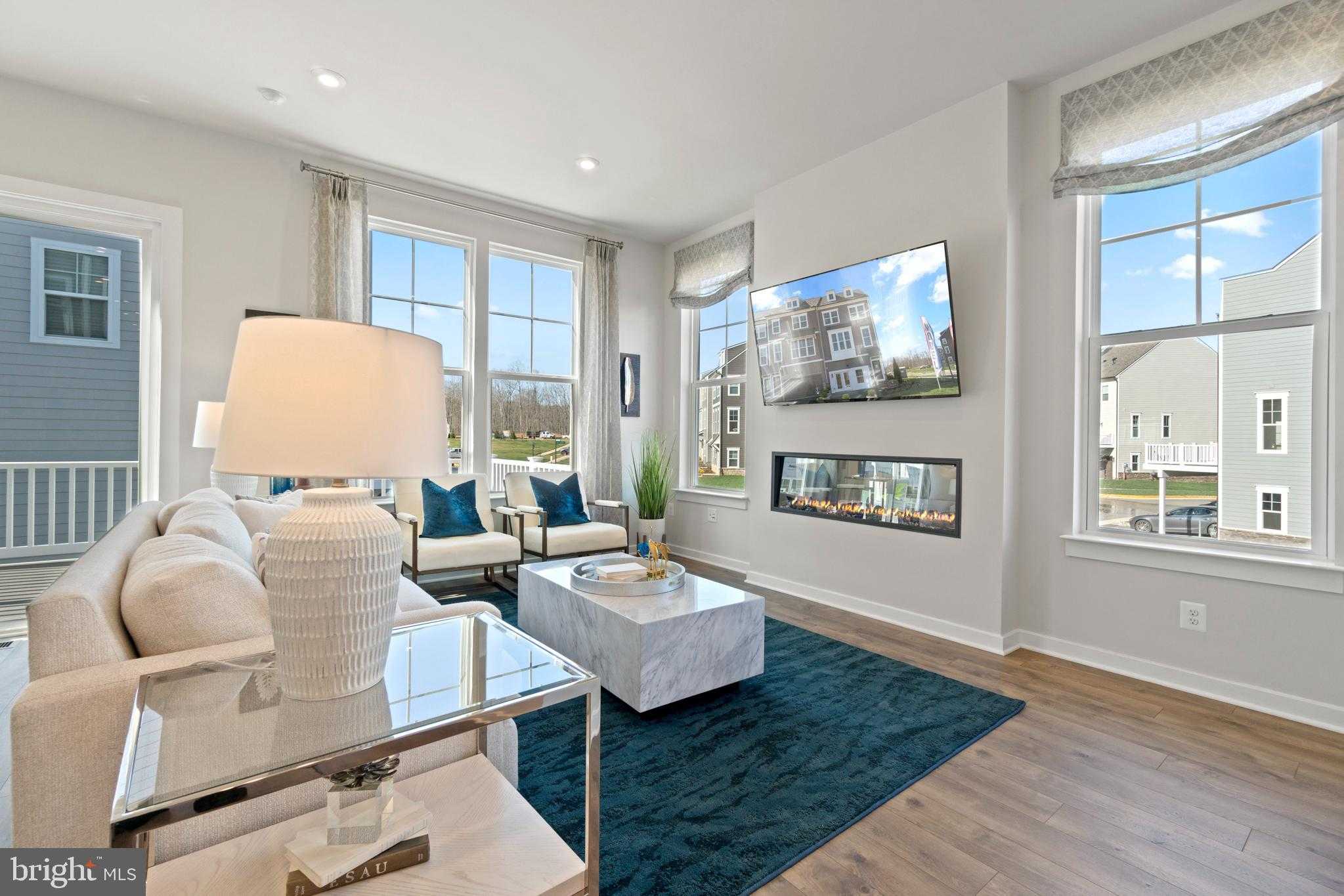 14141 Slate St photo 6