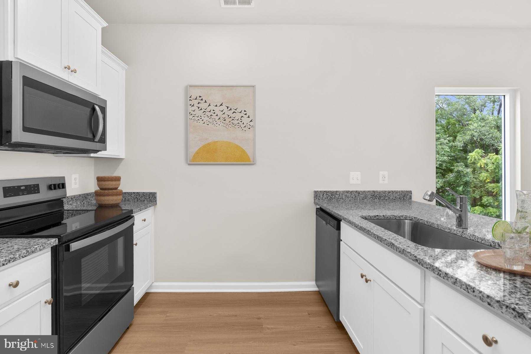 8143 Bartholomew CT photo 37