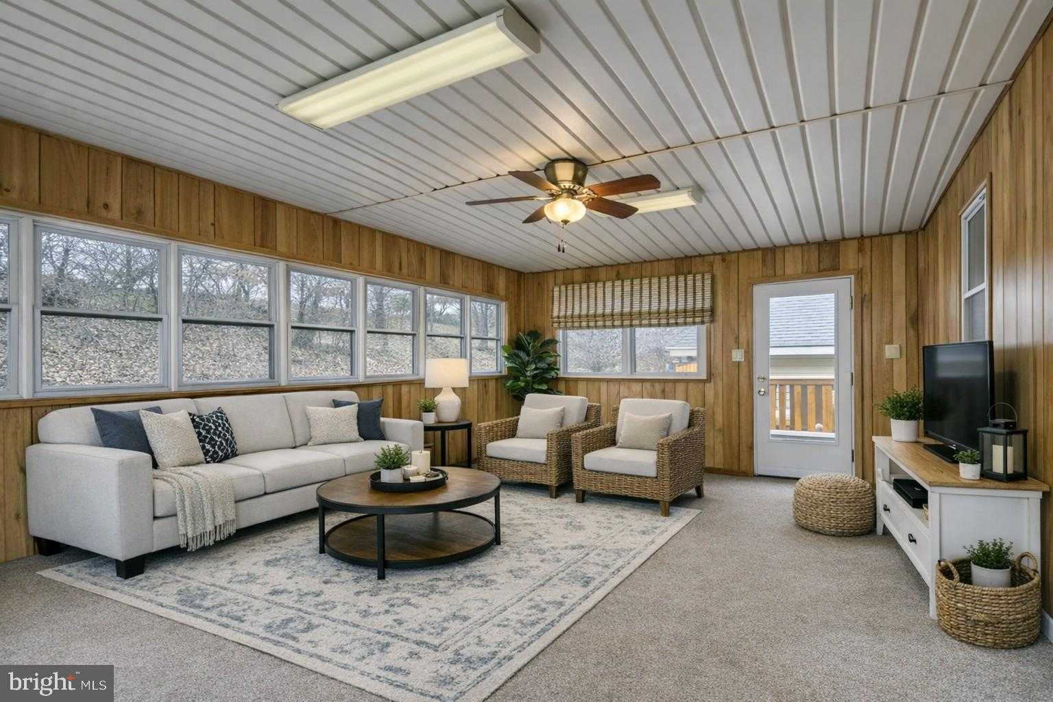 1132 Loop Dr photo 15