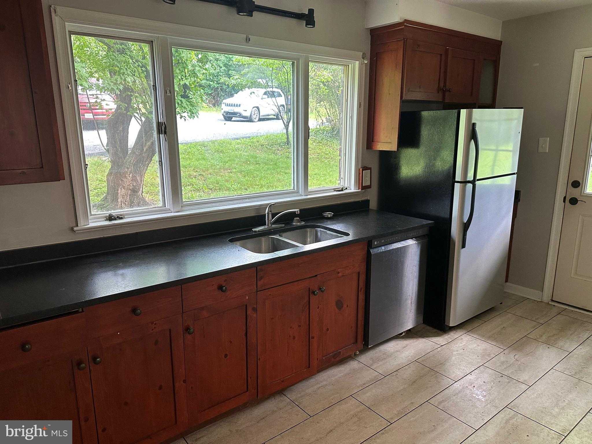 769 S Water St photo 23