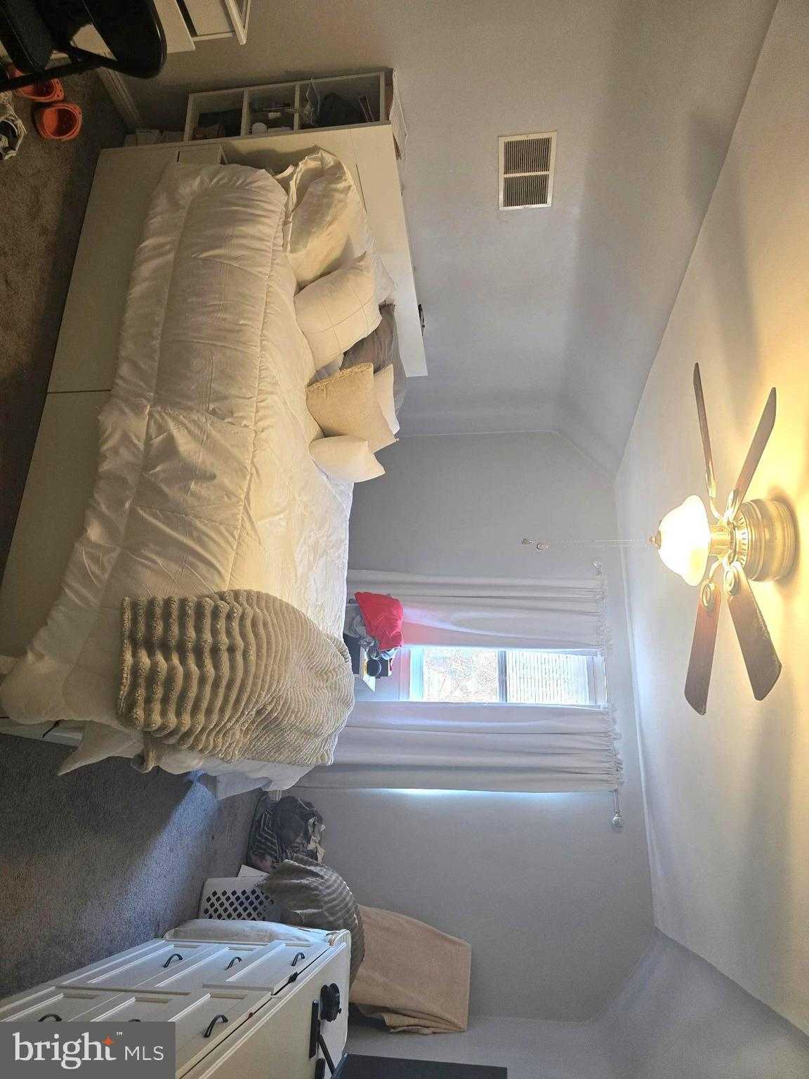 1303 Manor Rd photo 10