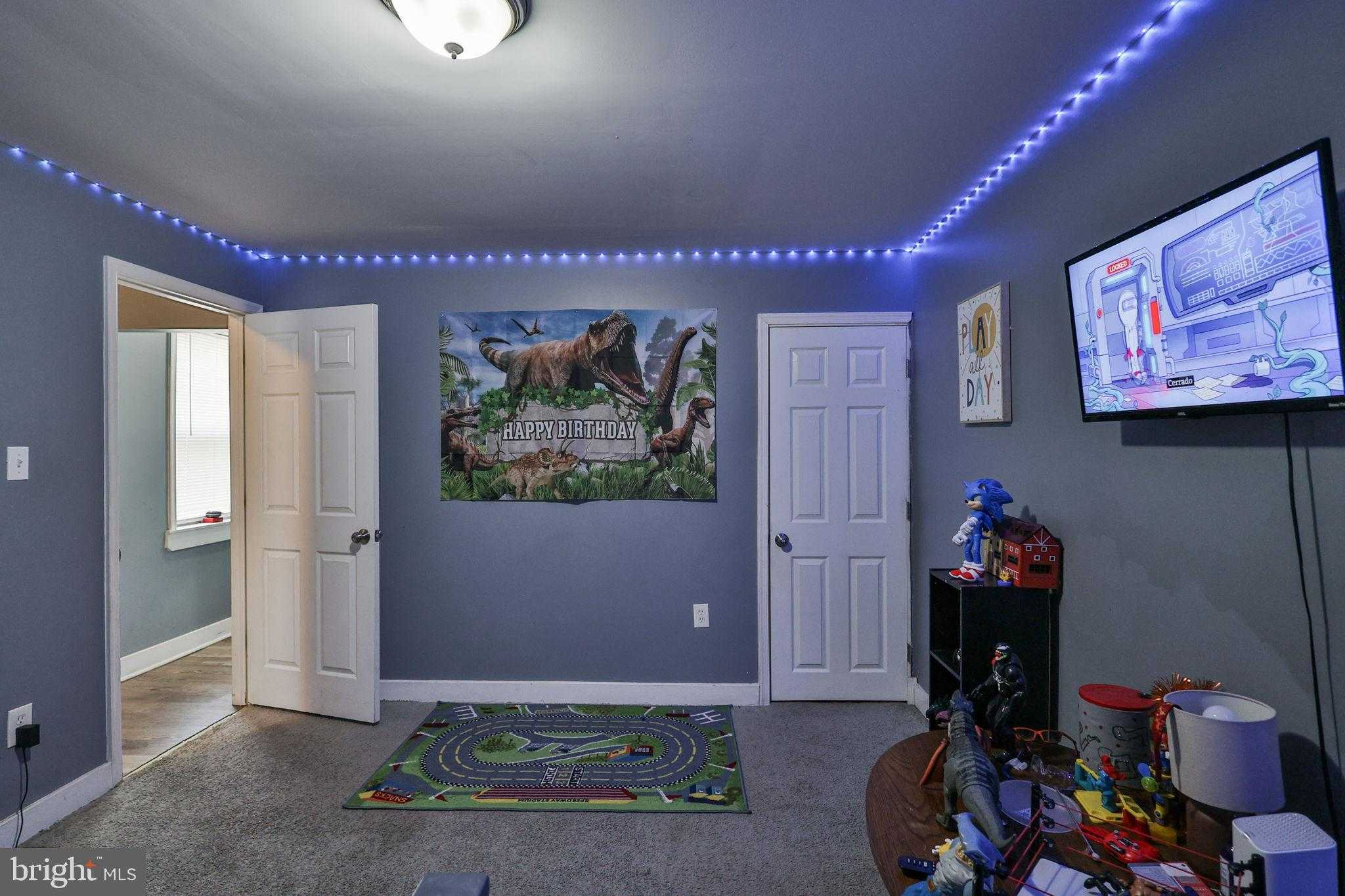 714 Ward St photo 24